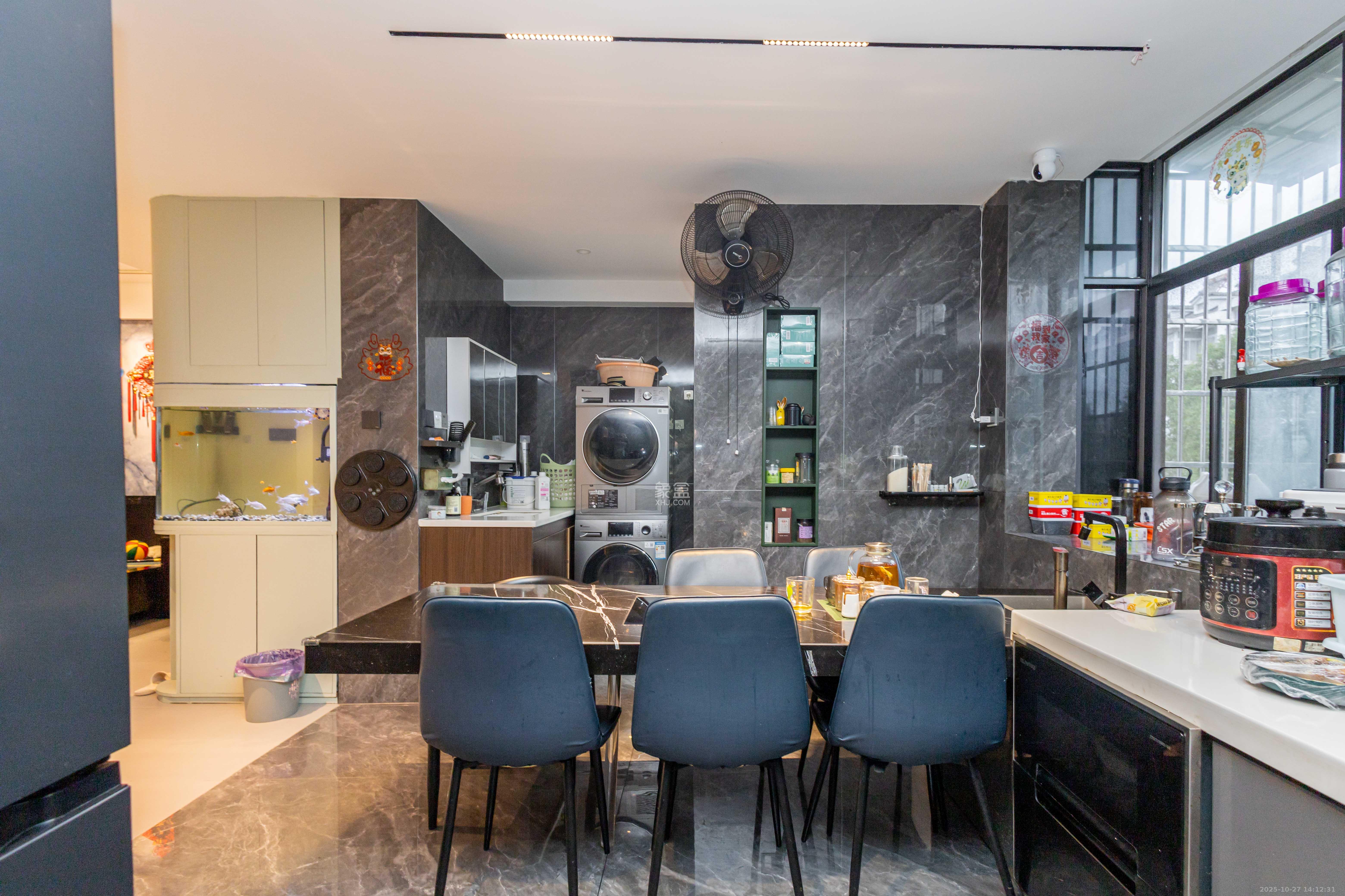 滨湖小区(湖南农业大学)  4室2厅2卫    98.0万 滨湖小区(湖南农业大学)  4室2厅2卫    98.0万客厅