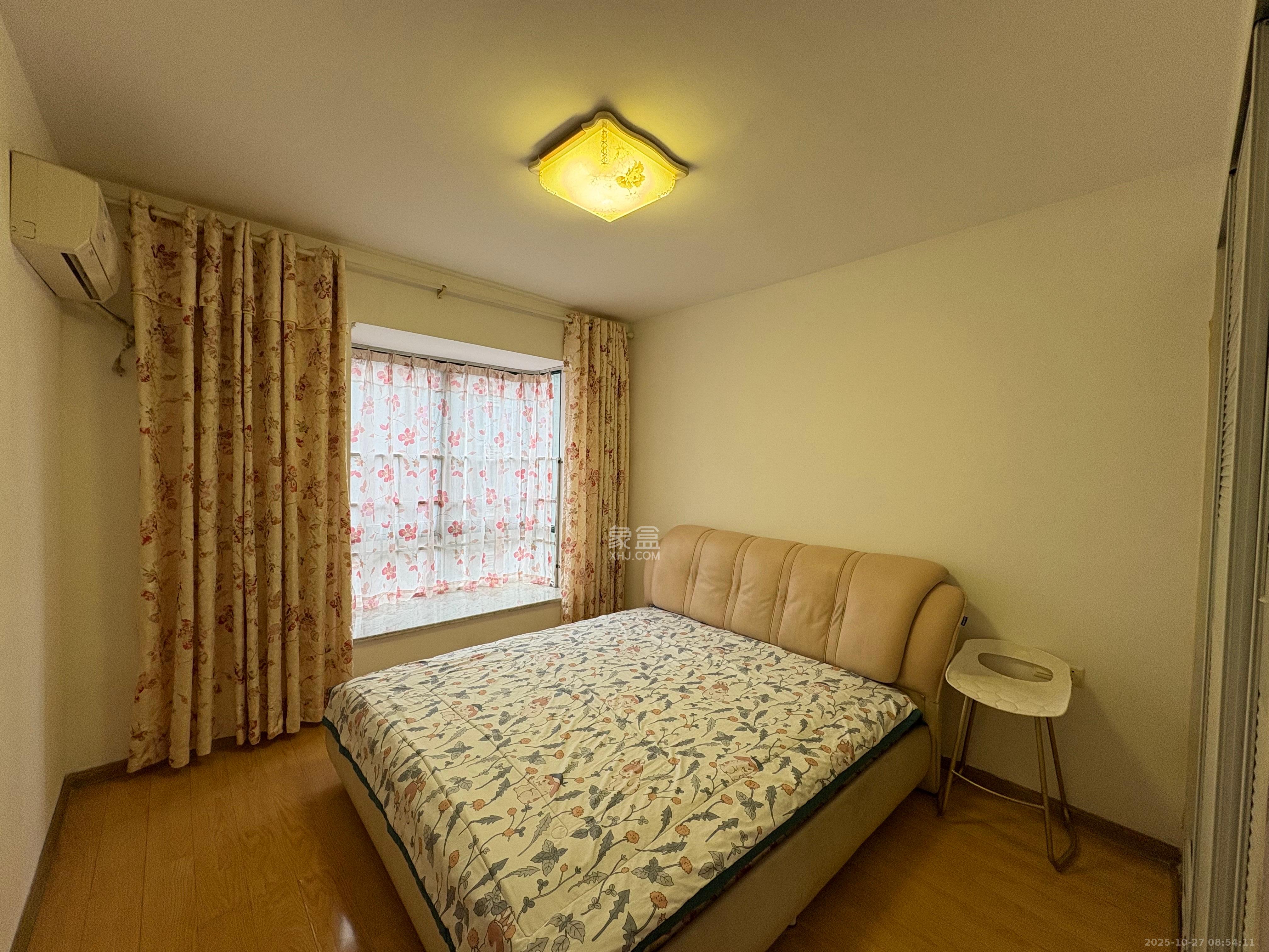 才子佳苑一期/二期  3室2厅1卫    2200.0元/月室内图