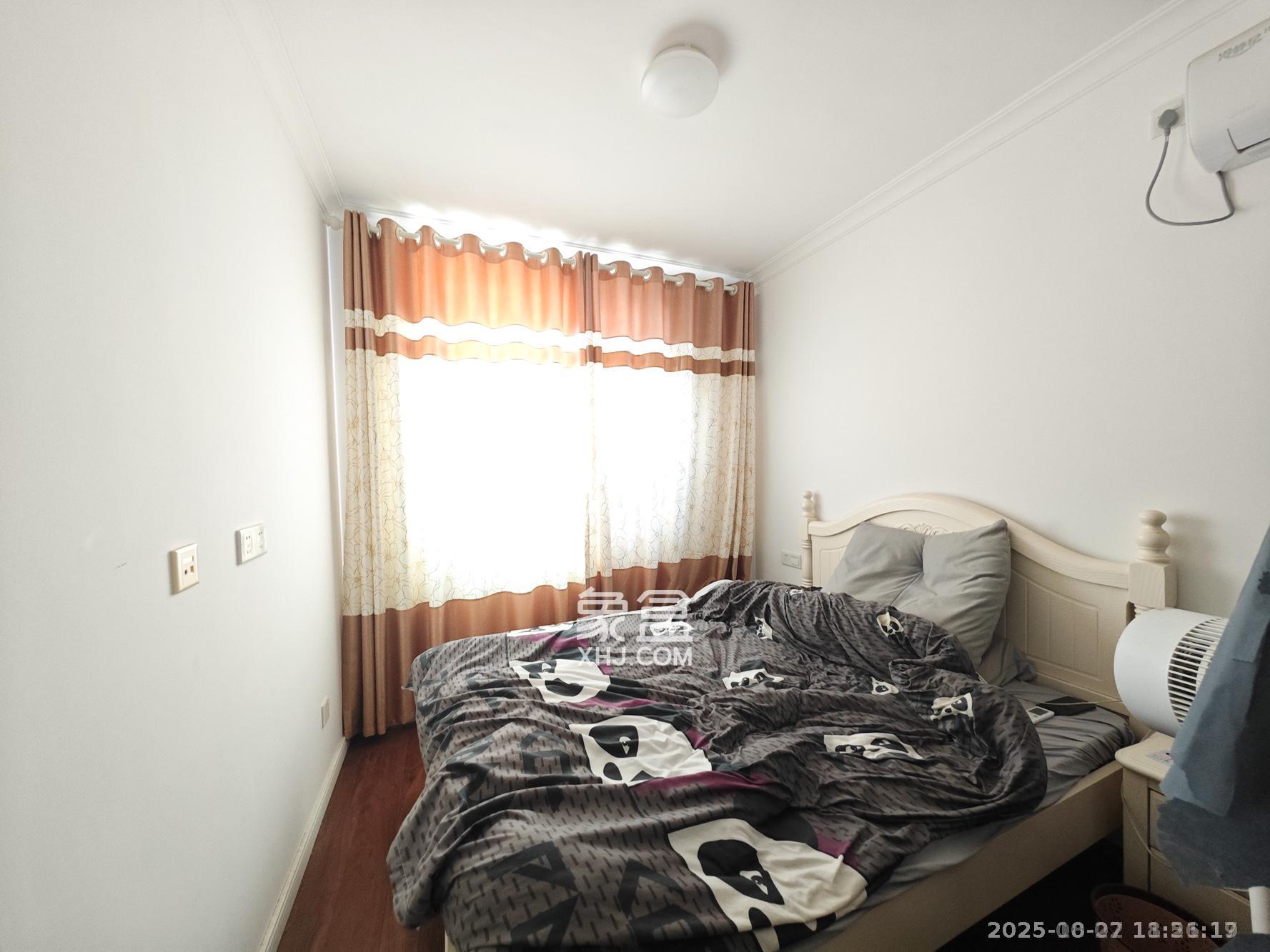 万科魅力之城观澜里  3室2厅2卫    2600.0元/月室内图