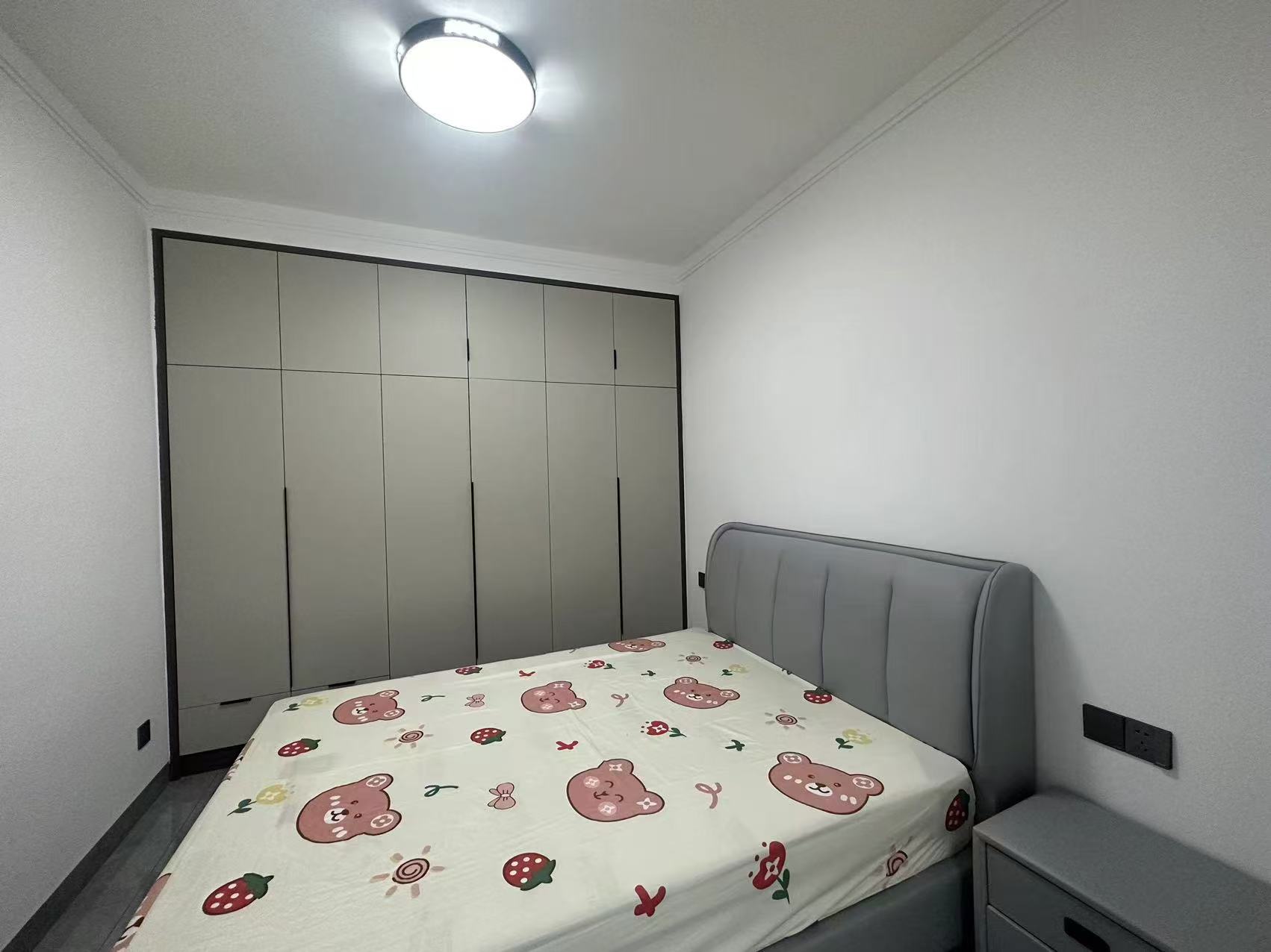 融冠蜜城 1室0厅0卫 4000.0元/月 融冠蜜城 1室0厅0卫 4000.0元/月室内图