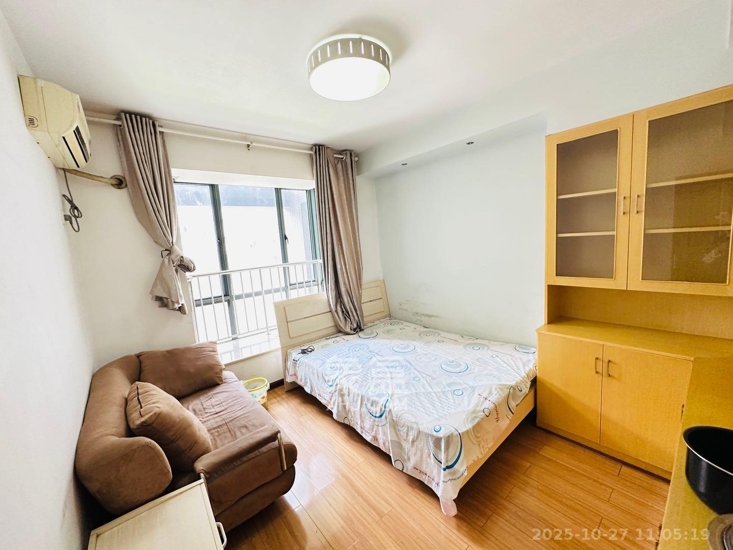 西子花苑  3室2厅2卫    3000.0元/月室内图