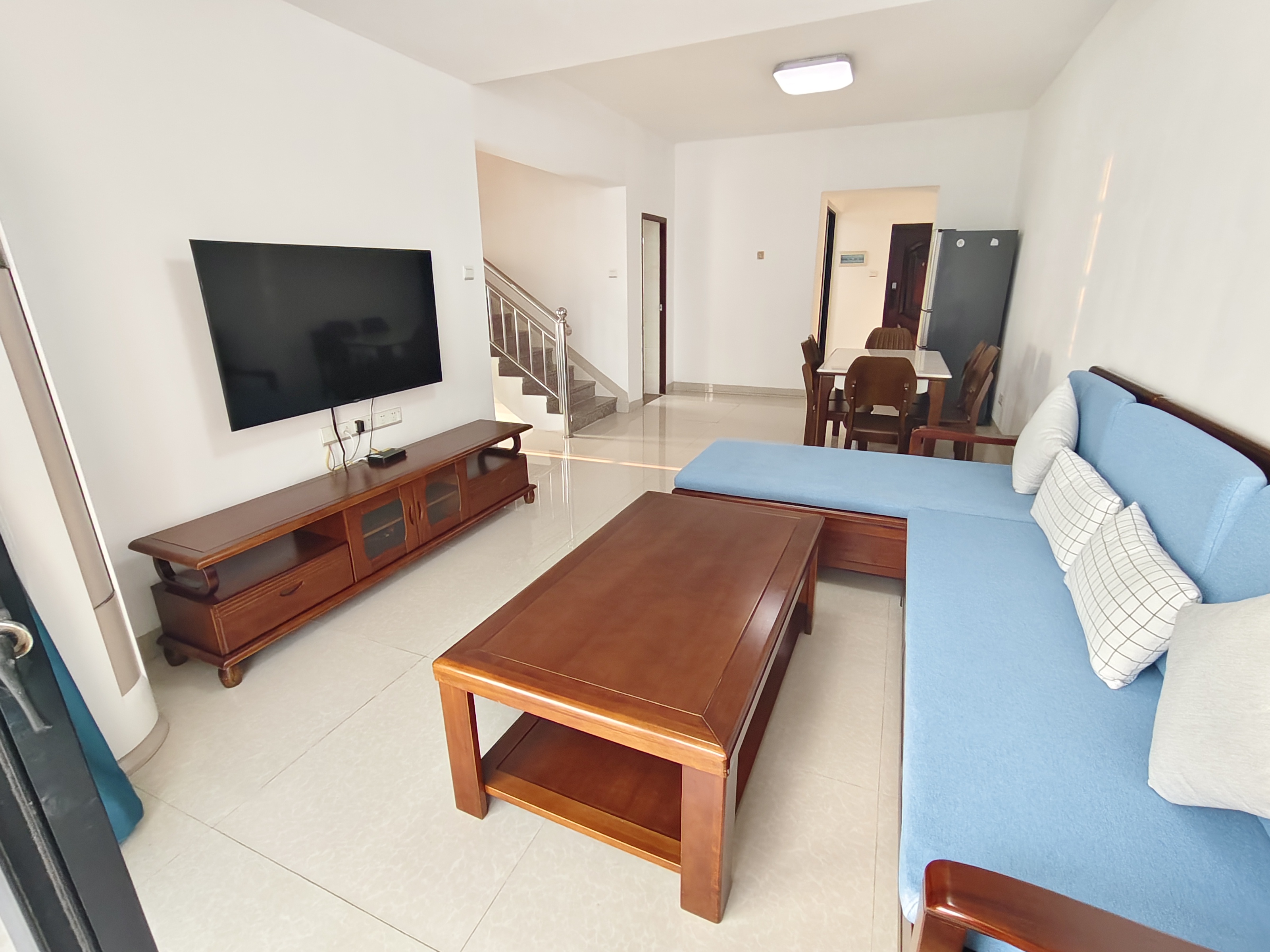 永升华府  3室2厅2卫    3500.0元/月