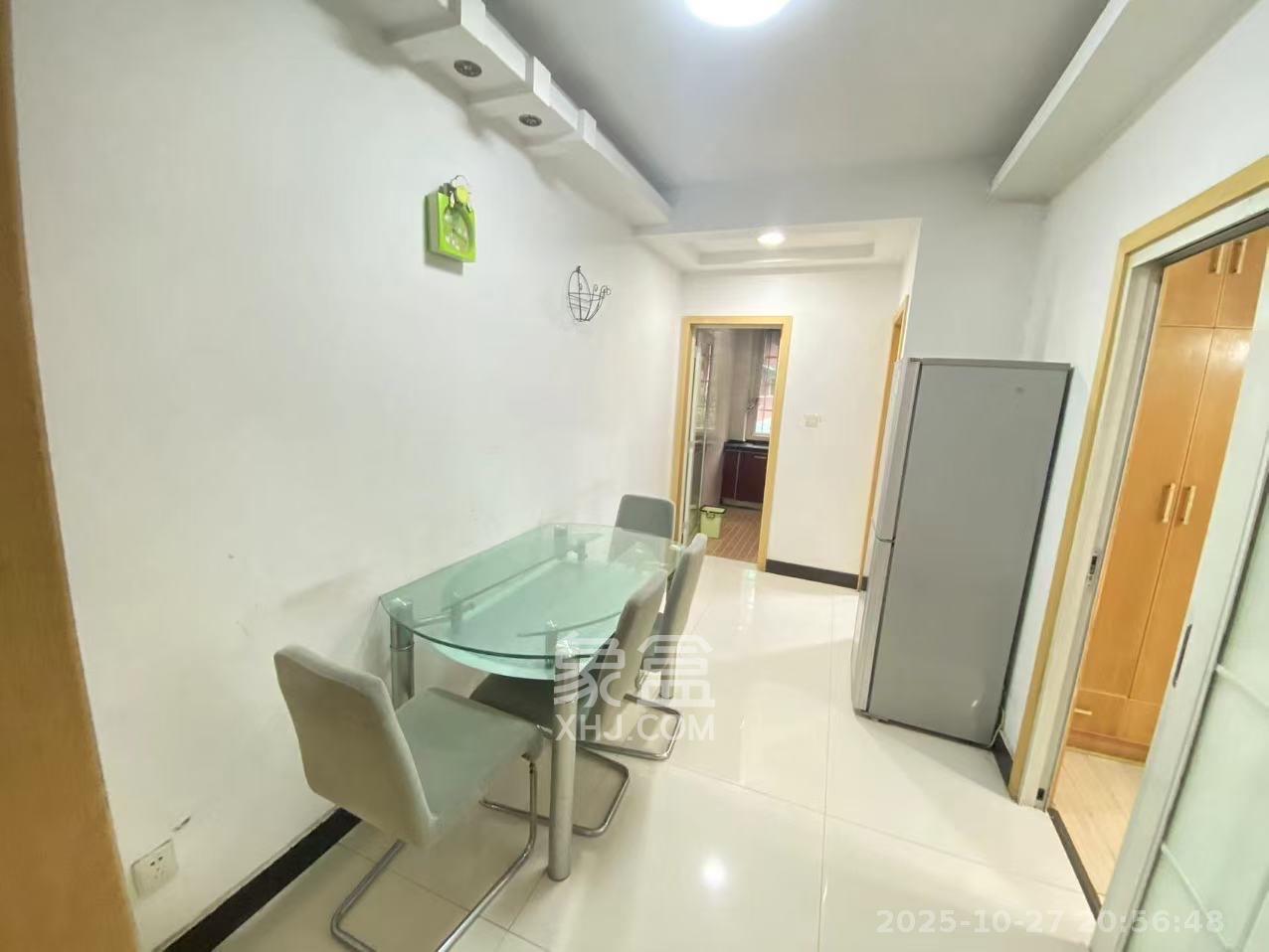 巧克力空间（建鸿达现代大厦）  3室1厅1卫    2100.0元/月室内图