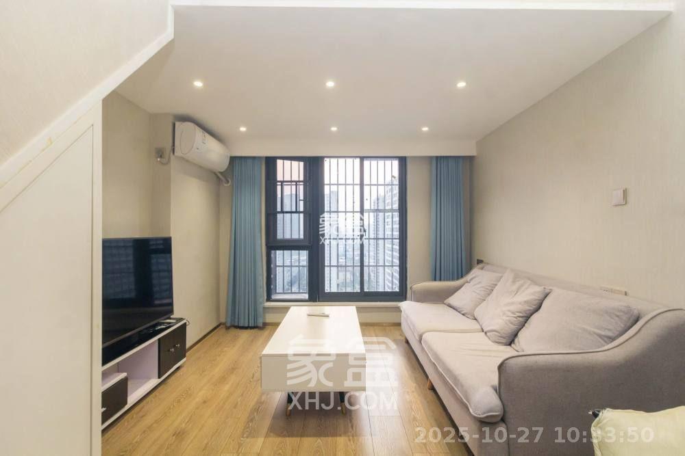 华远海蓝郡  2室2厅1卫    1500.0元/月室内图