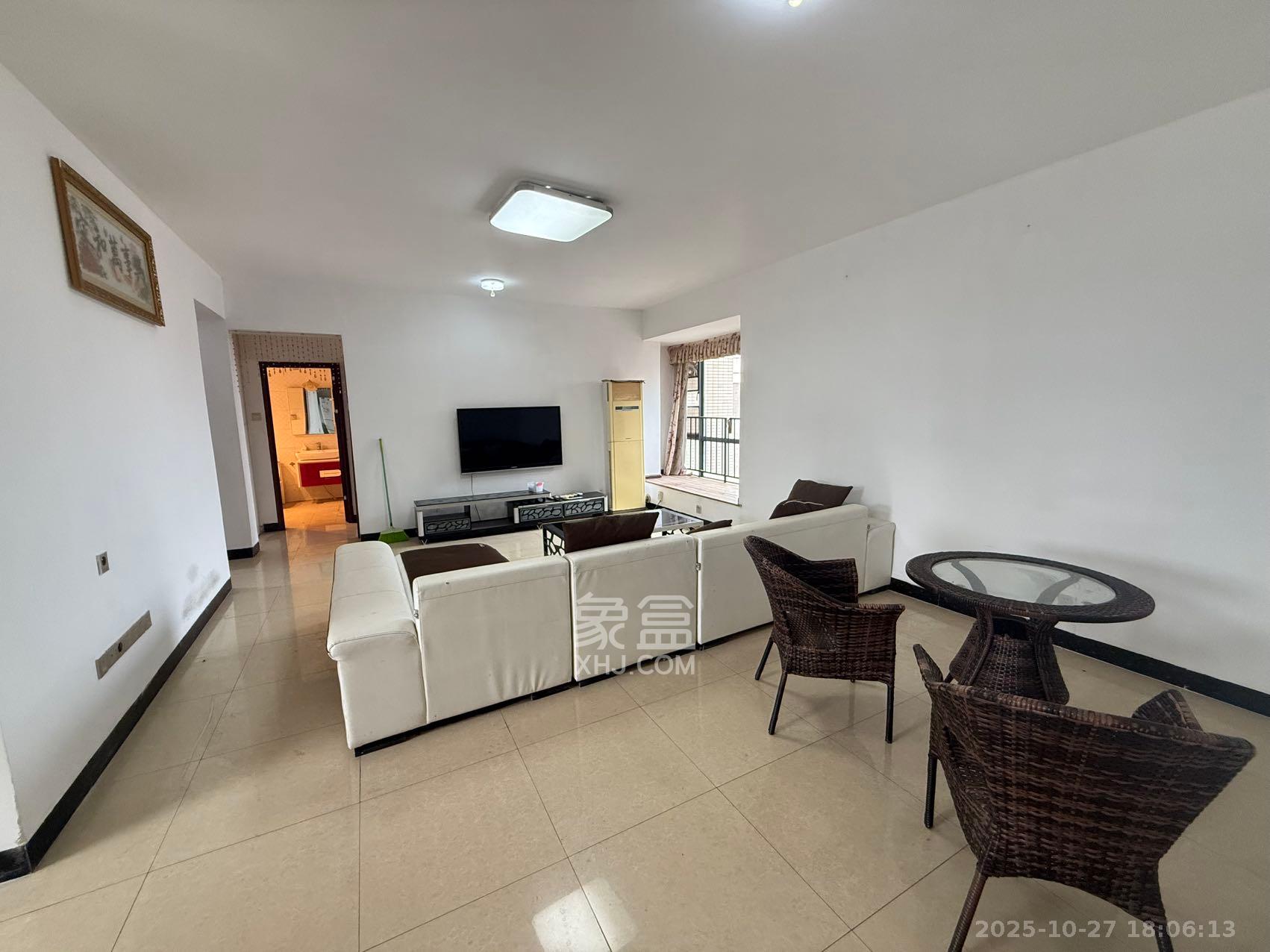 五矿紫湖香醍 3室2厅2卫 1600.0元/月 五矿紫湖香醍 3室2厅2卫 1600.0元/月室内图