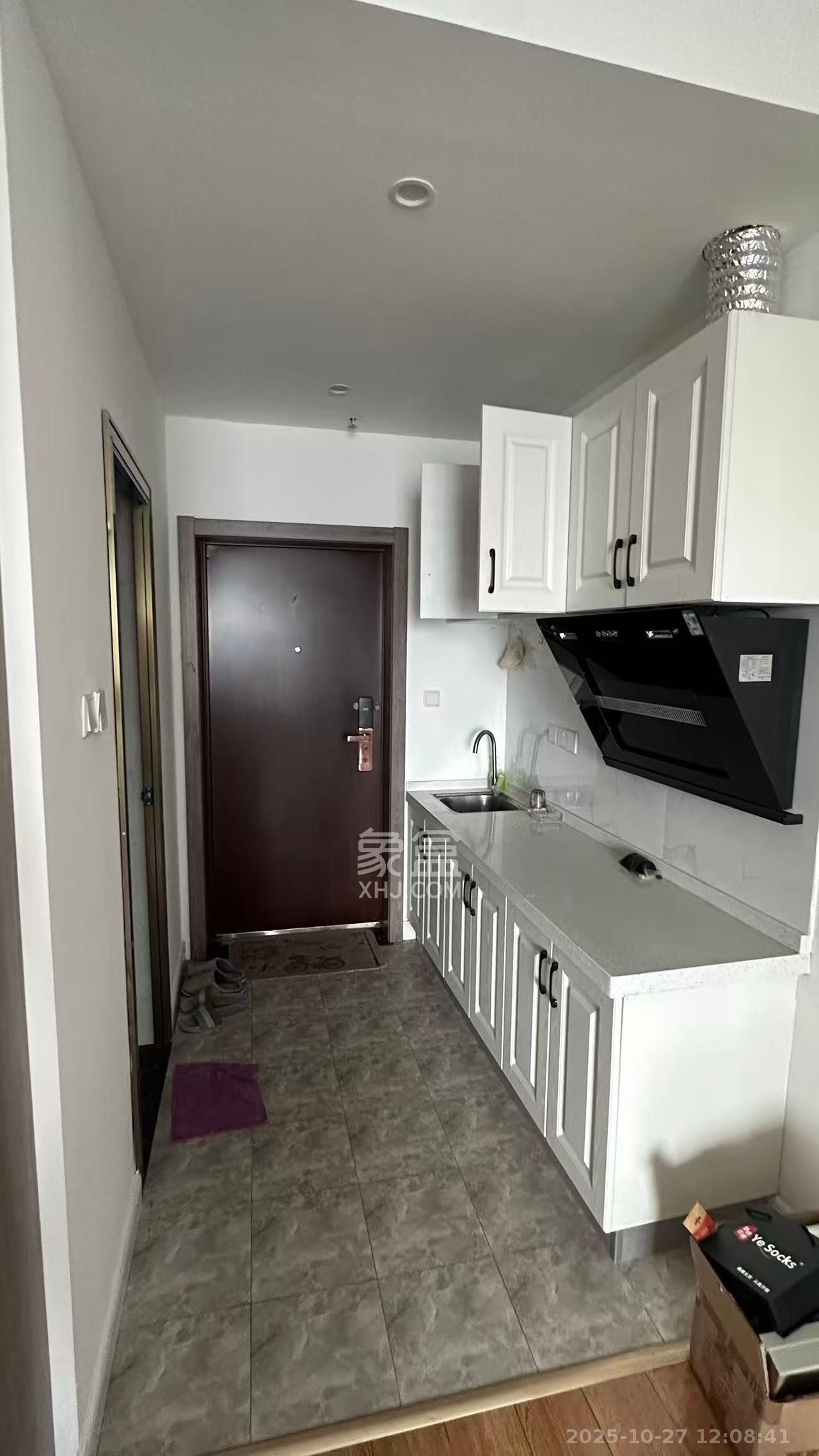 金科天悦(金科美邻汇)  1室1厅1卫    1300.0元/月 金科天悦(金科美邻汇)  1室1厅1卫    1300.0元/月室内图