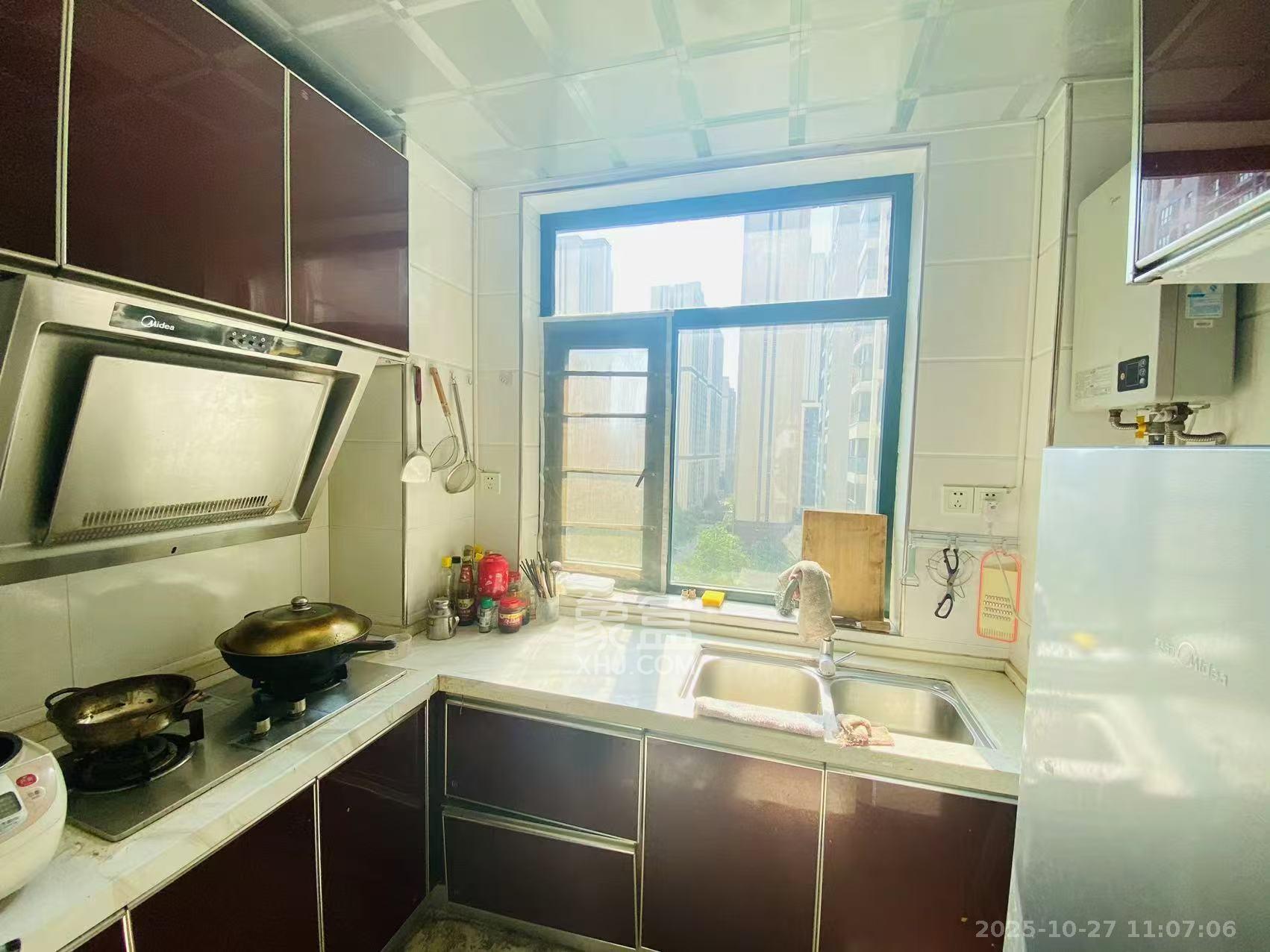 凯乐湘园  2室2厅1卫    2450.0元/月室内图