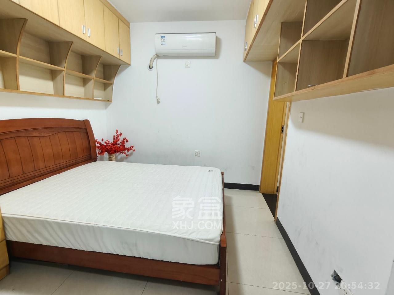 蝴蝶谷 2室2厅1卫 1400.0元/月 蝴蝶谷 2室2厅1卫 1400.0元/月室内图