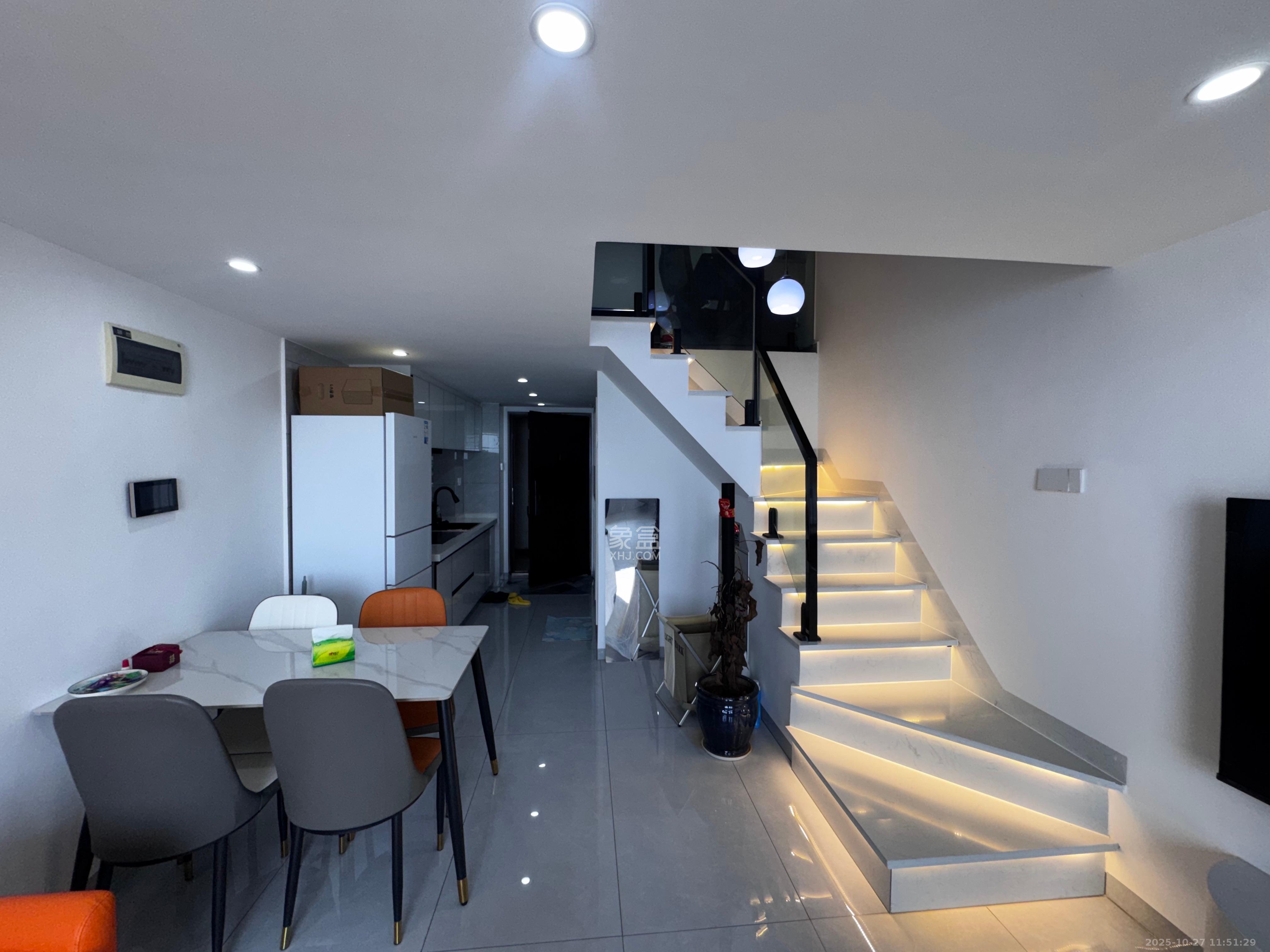 佳兆业云顶都汇  2室2厅2卫    2300.0元/月室内图