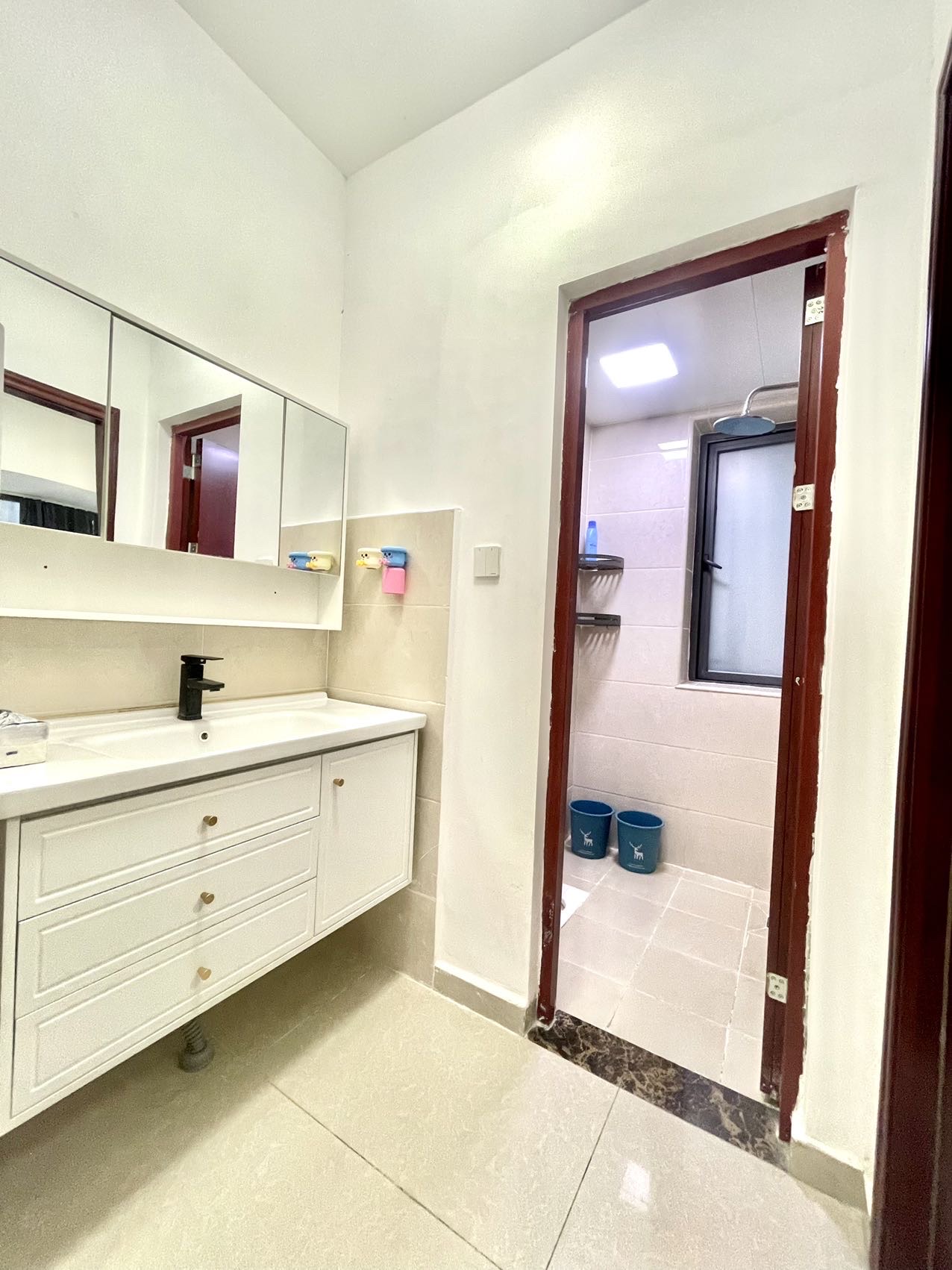 坡巷雅苑  3室2厅1卫    2800.0元/月 坡巷雅苑  3室2厅1卫    2800.0元/月室内图