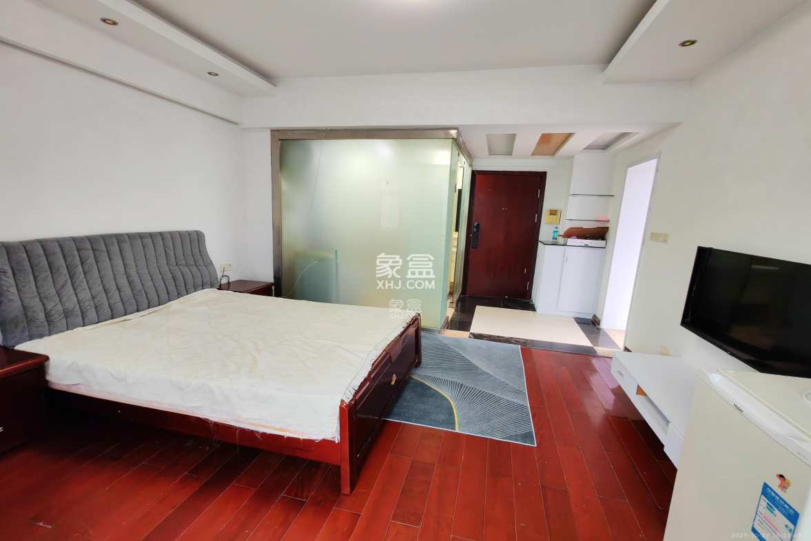 天健芙蓉盛世一期  1室0厅1卫    1400.0元/月 天健芙蓉盛世一期  1室0厅1卫    1400.0元/月室内图1