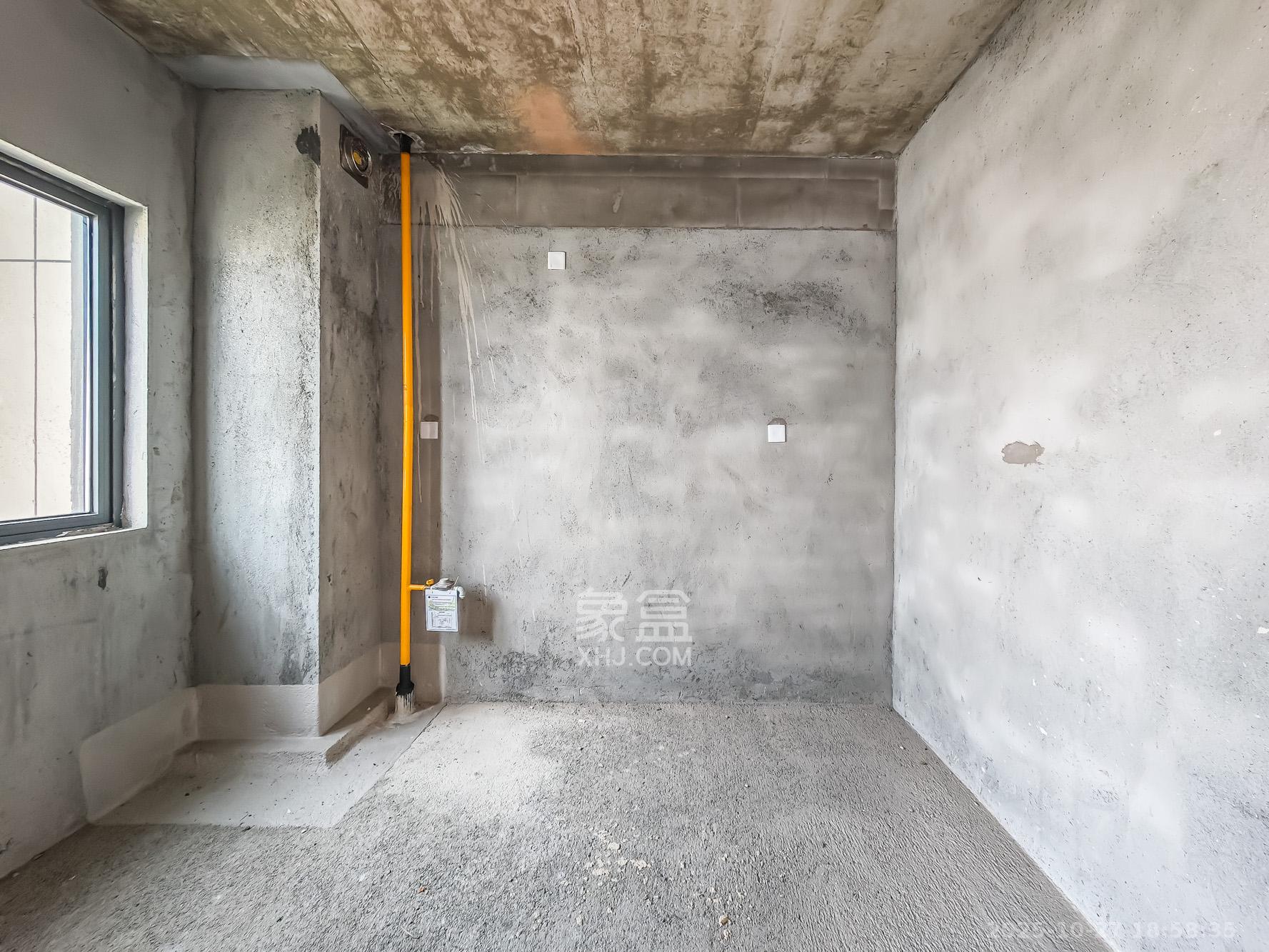 国欣向荣广场  4室2厅2卫    110.0万厨房