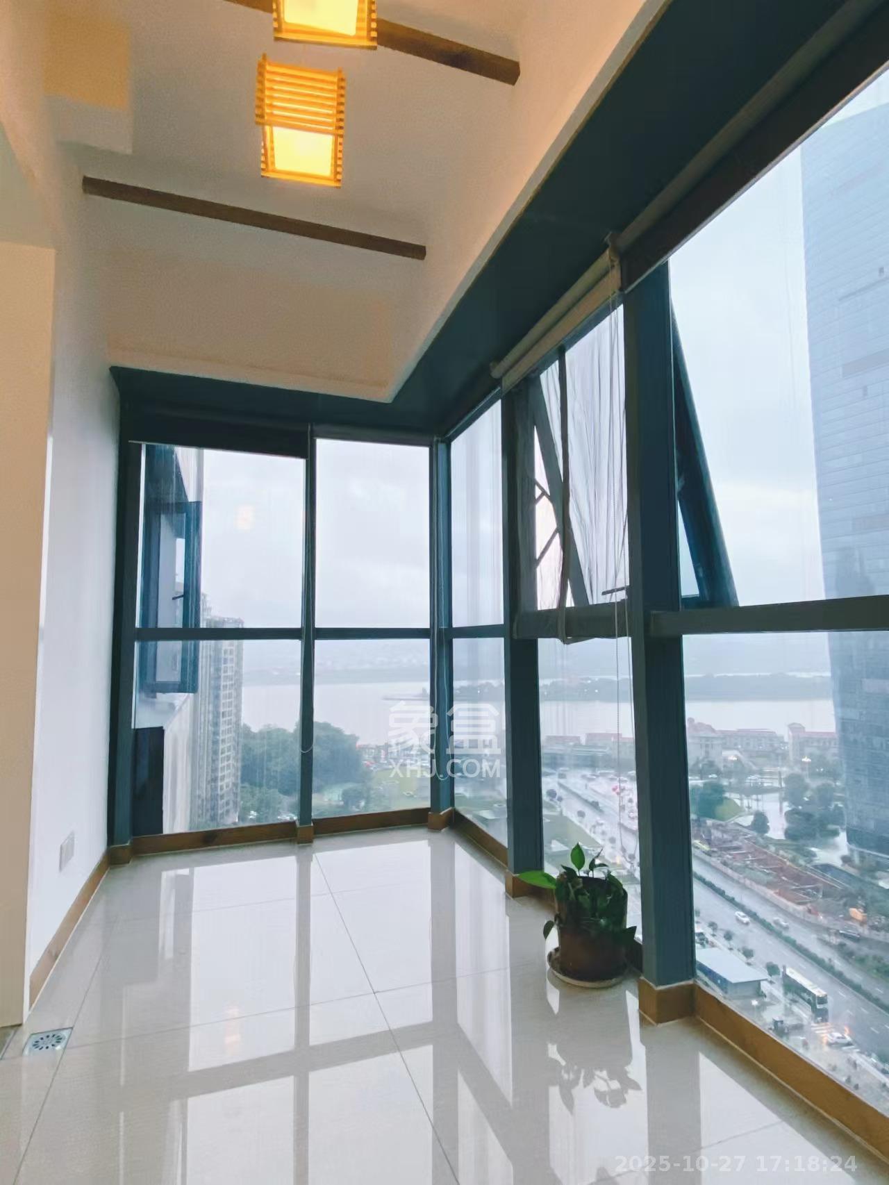 东怡外国(南湖一号) 2室1厅1卫 5000.0元/月 东怡外国(南湖一号) 2室1厅1卫 5000.0元/月室内图