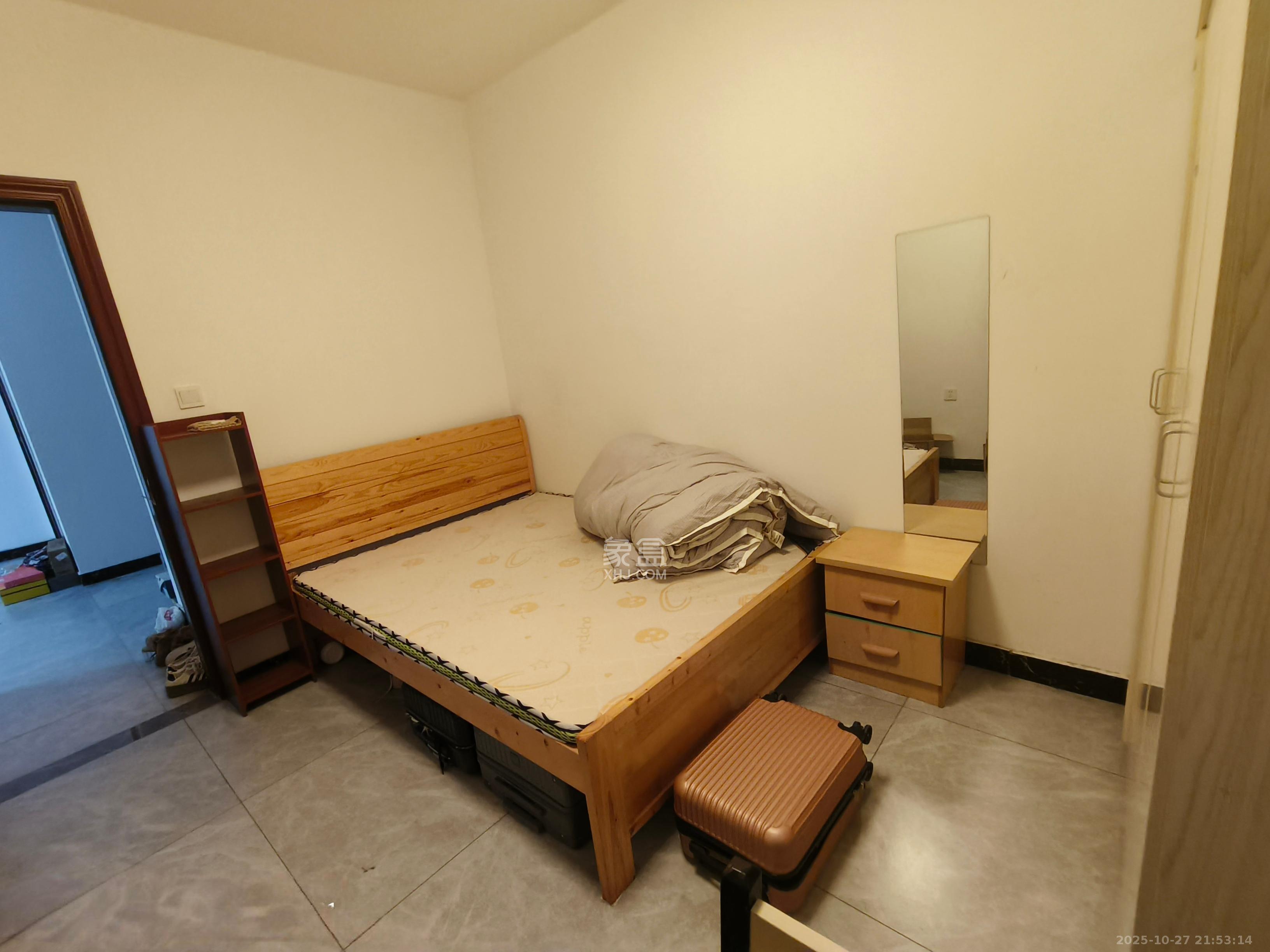 金科时代中心  3室2厅1卫    2300.0元/月室内图