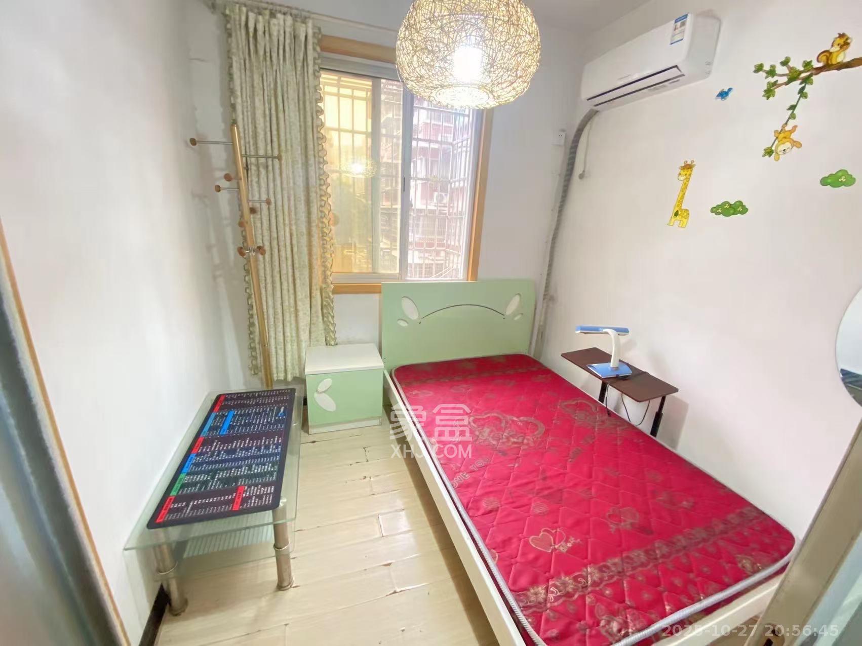 巧克力空间(建鸿达现代大厦) 3室1厅1卫 2100.0元/月 巧克力空间(建鸿达现代大厦) 3室1厅1卫 2100.0元/月室内图