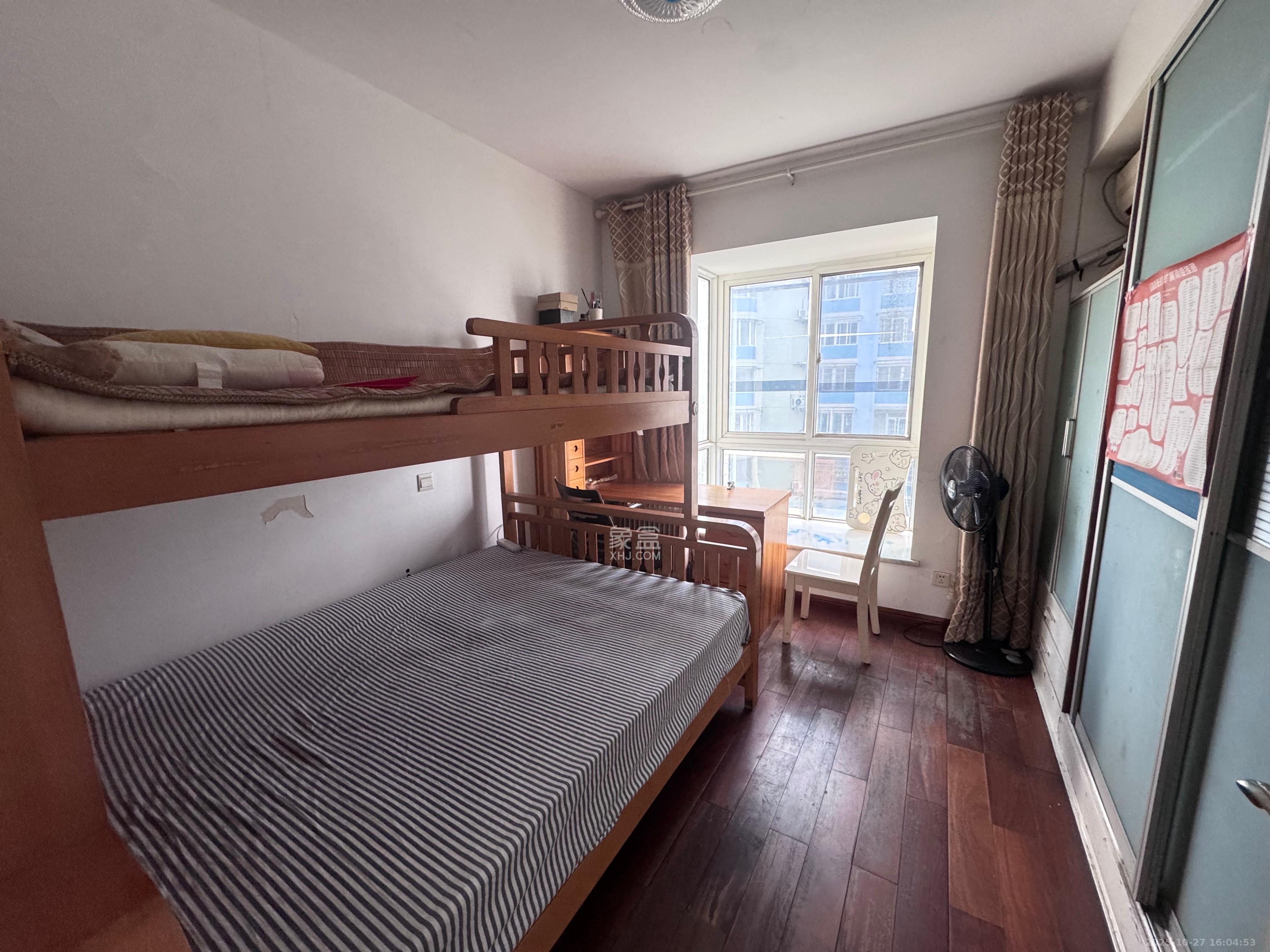 滨湖嘉园(湖滨小区)  2室2厅2卫    2200.0元/月 滨湖嘉园(湖滨小区)  2室2厅2卫    2200.0元/月室内图