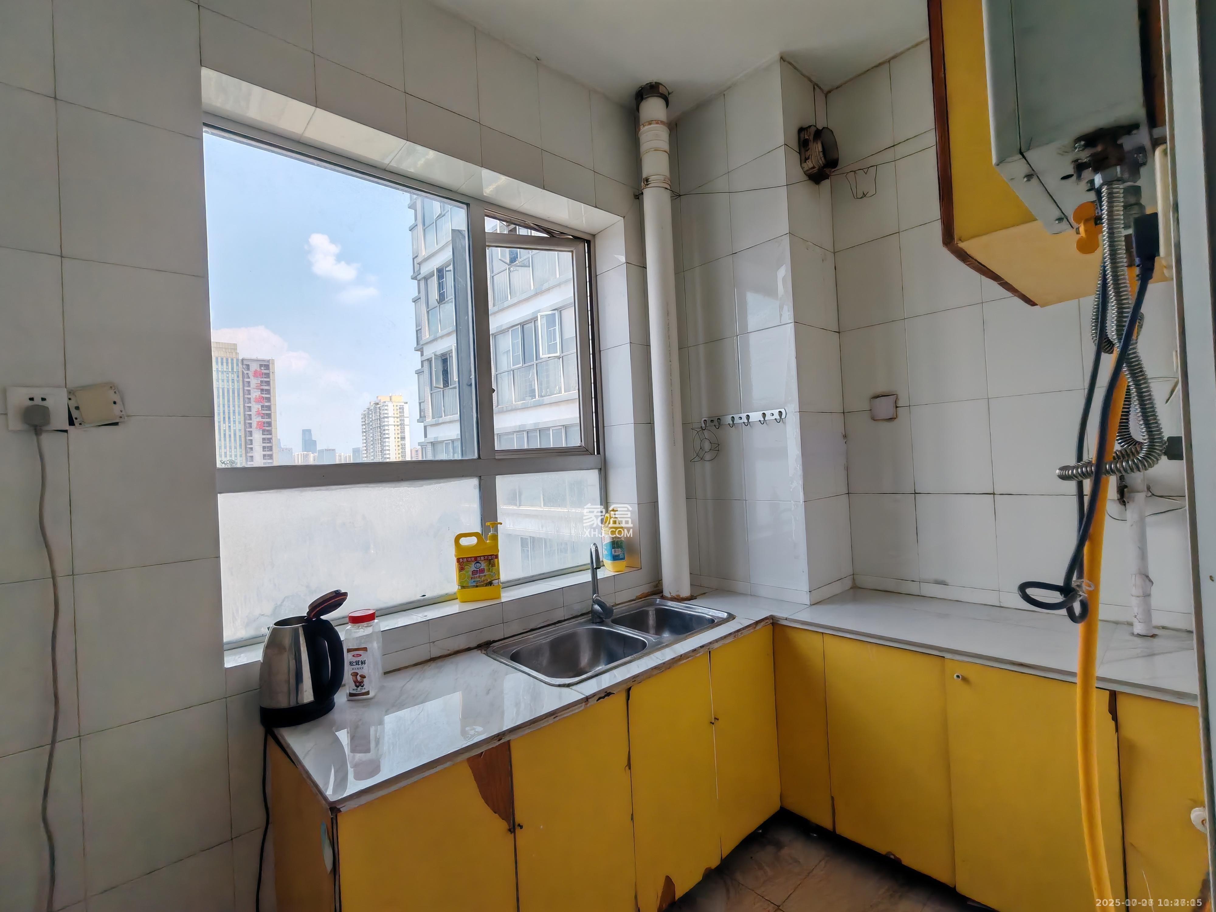 左岸右岸  3室2厅2卫    2800.0元/月 左岸右岸  3室2厅2卫    2800.0元/月室内图