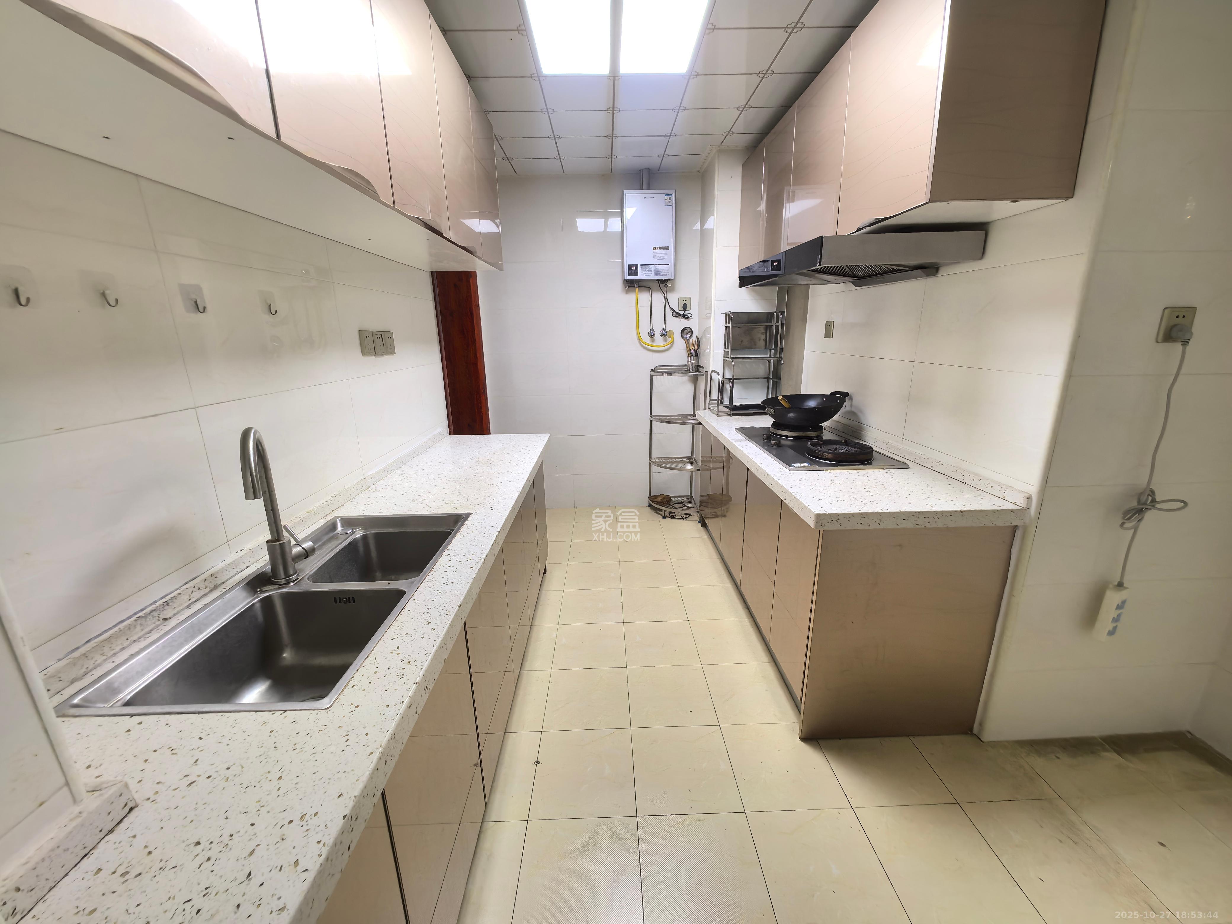 长永佳苑  2室2厅1卫    1700.0元/月室内图