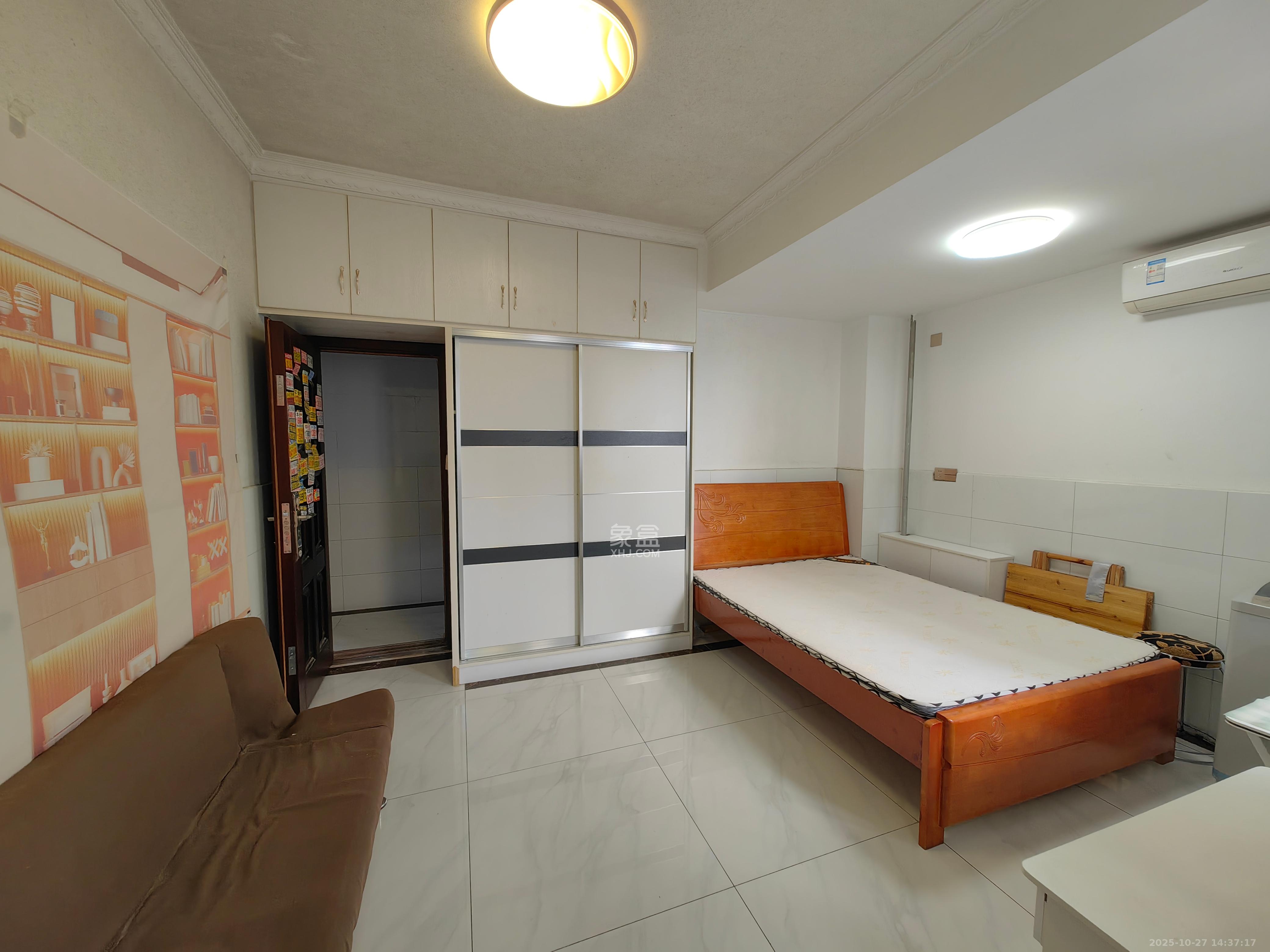 嘉顺苑  1室0厅1卫    1200.0元/月