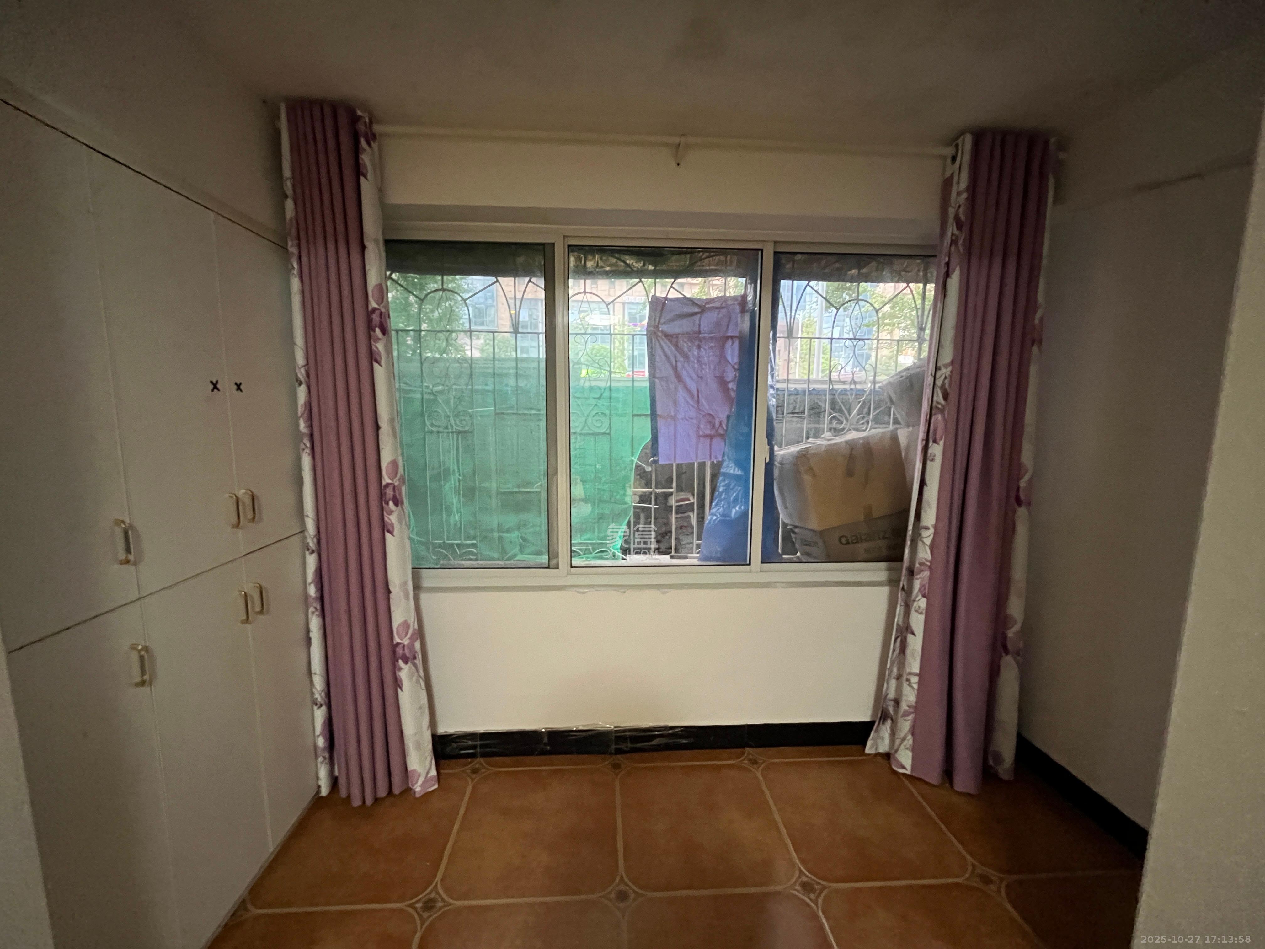 福乐凯公寓  2室2厅1卫    2500.0元/月室内图