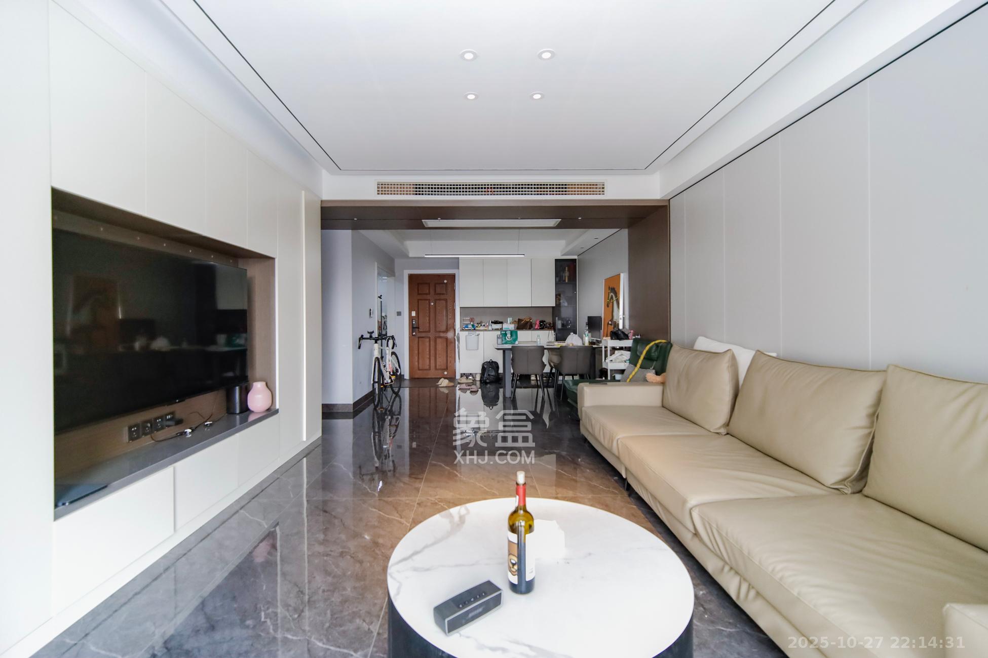 华润翡翠府  3室2厅2卫    138.0万