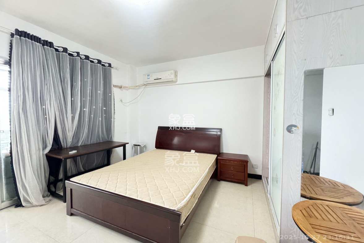 观湖公寓 1室1厅1卫 1500.0元/月 观湖公寓 1室1厅1卫 1500.0元/月室内图