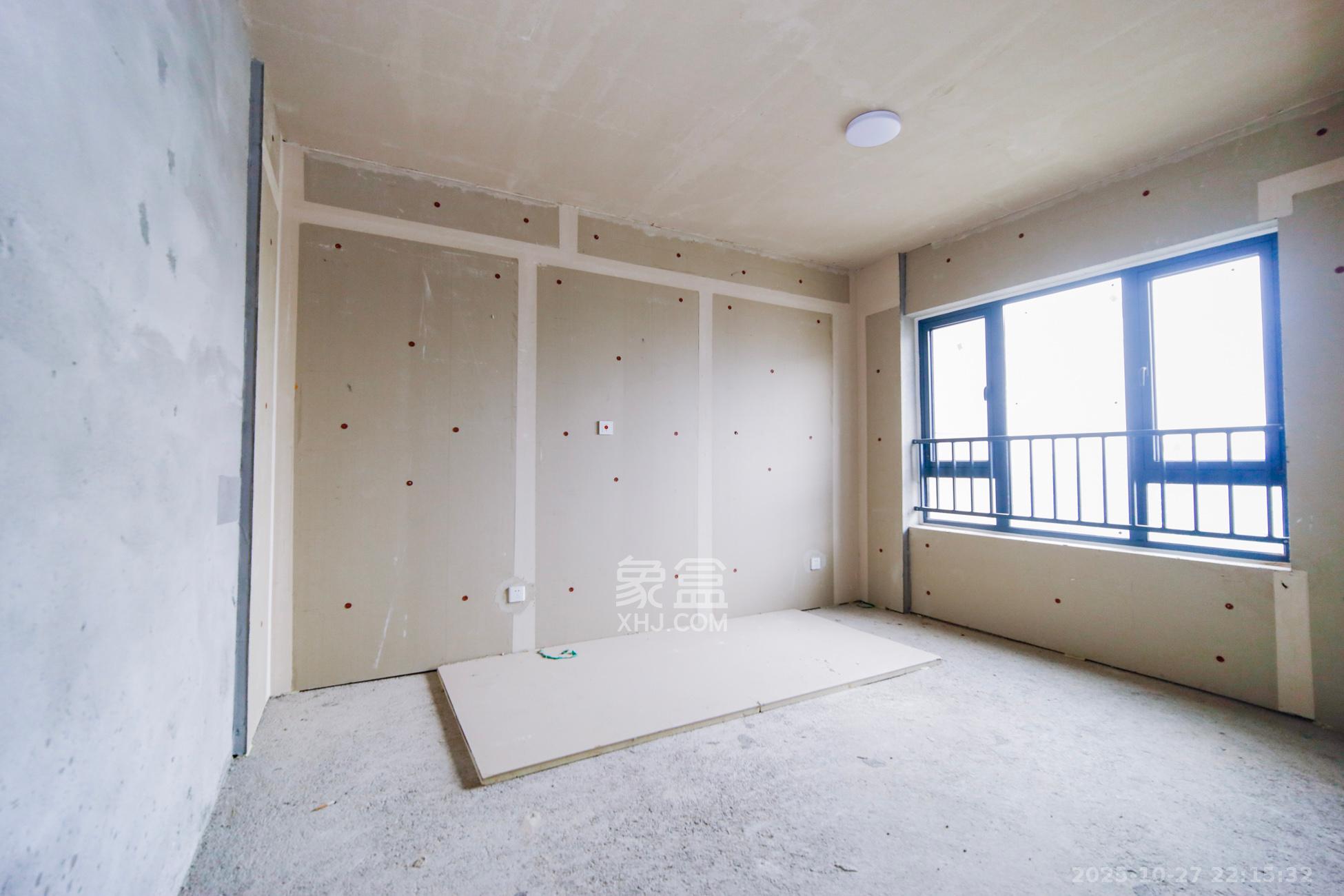 中煤和悦府  3室2厅1卫    95.0万卧室