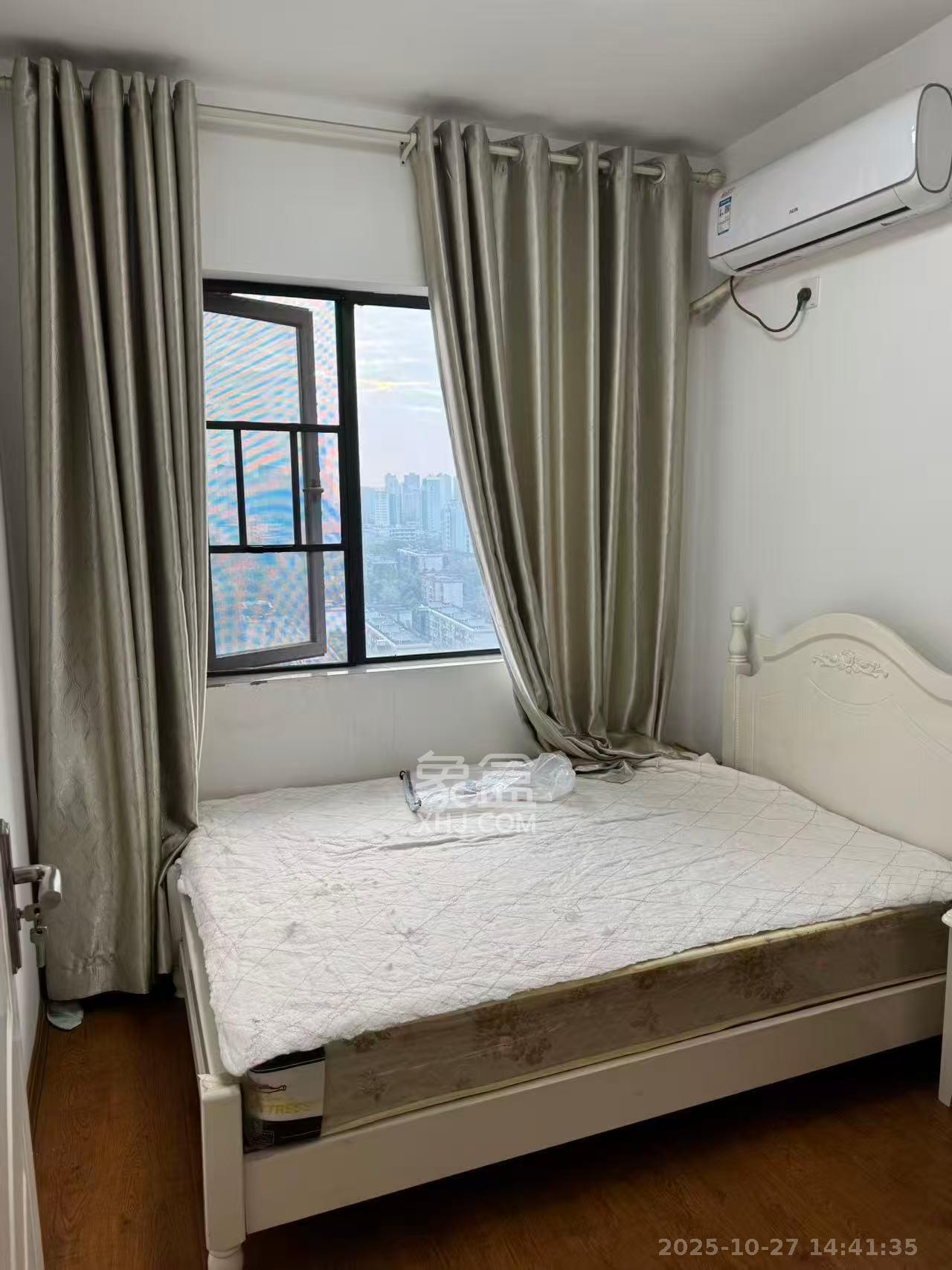 凯悦名城(泰悦公寓) 2室2厅1卫 2400.0元/月 凯悦名城(泰悦公寓) 2室2厅1卫 2400.0元/月室内图