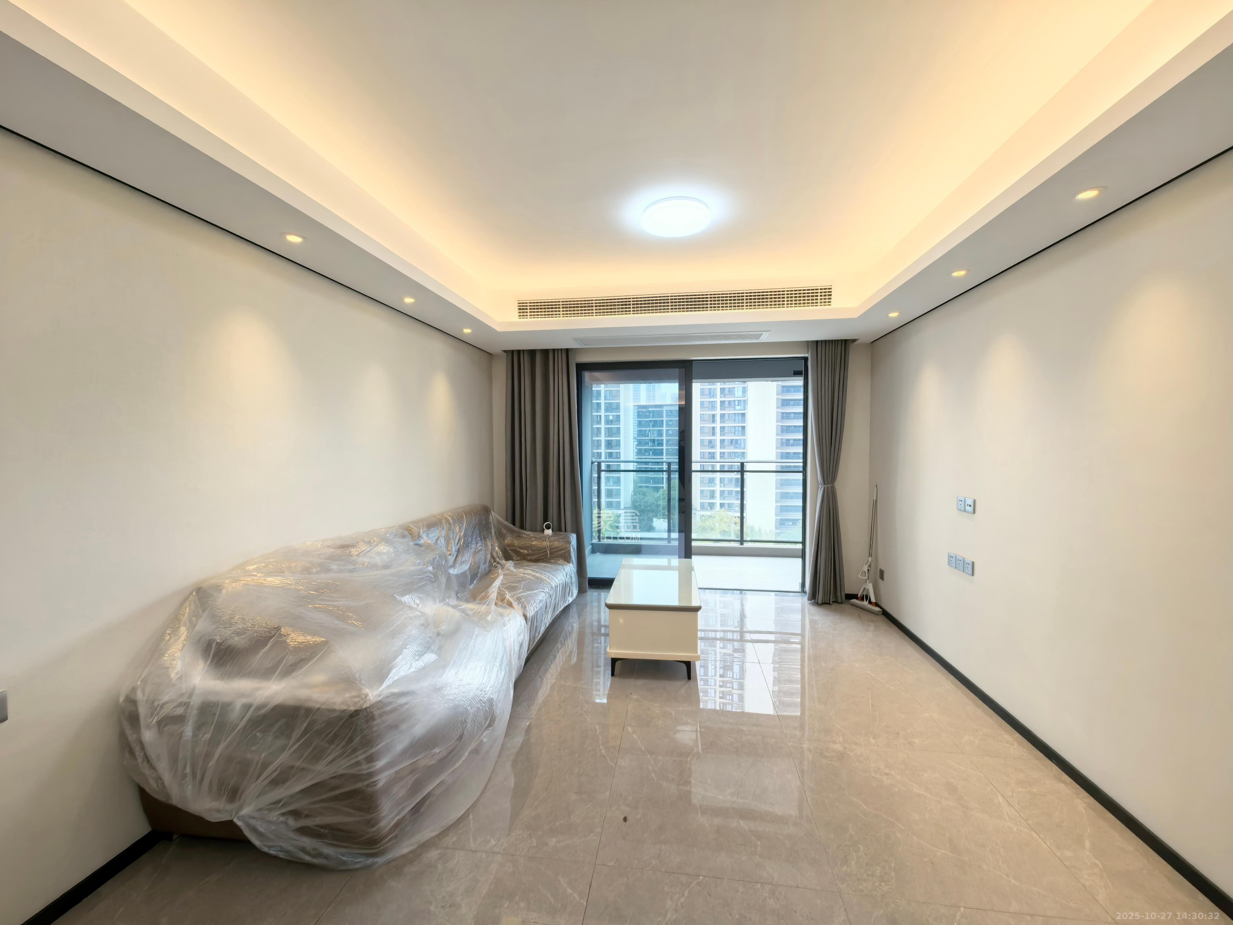 中海麓山境北区  4室2厅2卫    3000.0元/月室内图