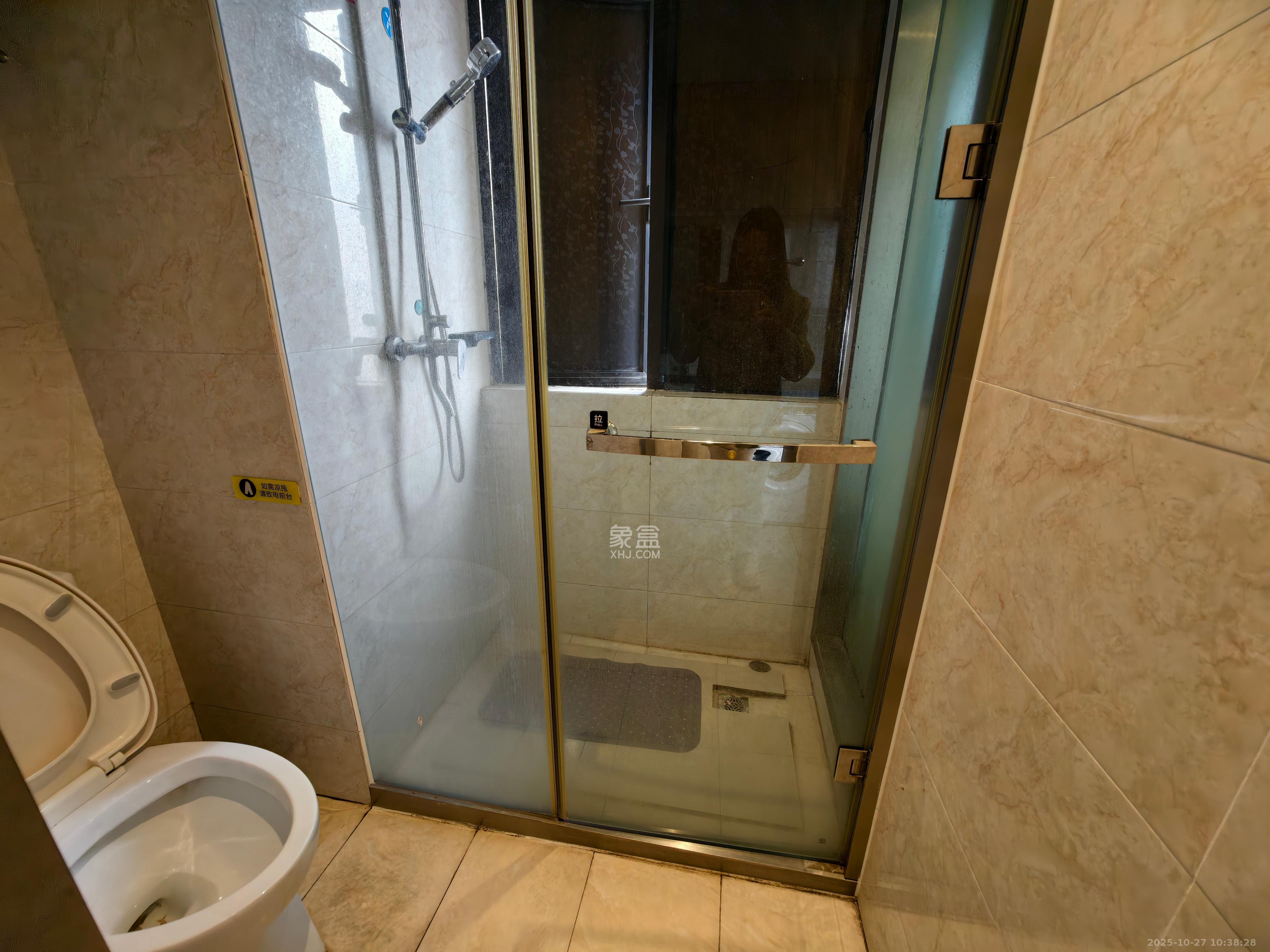 协信星澜汇  1室1厅1卫    1200.0元/月室内图