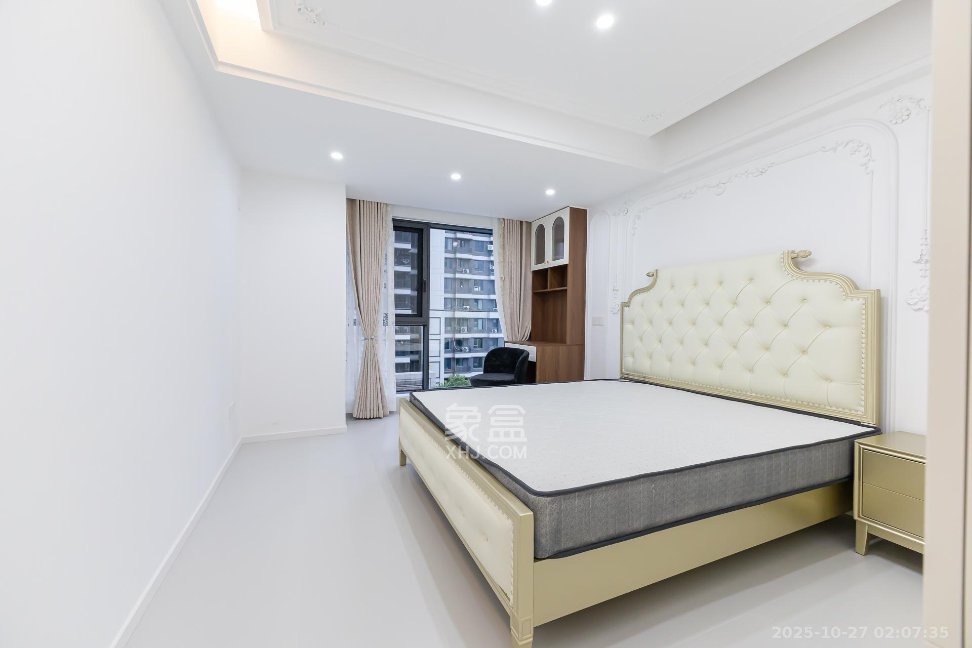 越秀湘江星汇城二期  4室2厅2卫    132.8万卧室