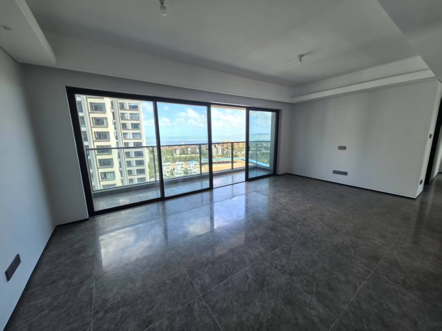 仁恒滨江园(一.二期) 3室2厅2卫 268.0万 仁恒滨江园(一.二期) 3室2厅2卫 268.0万客厅