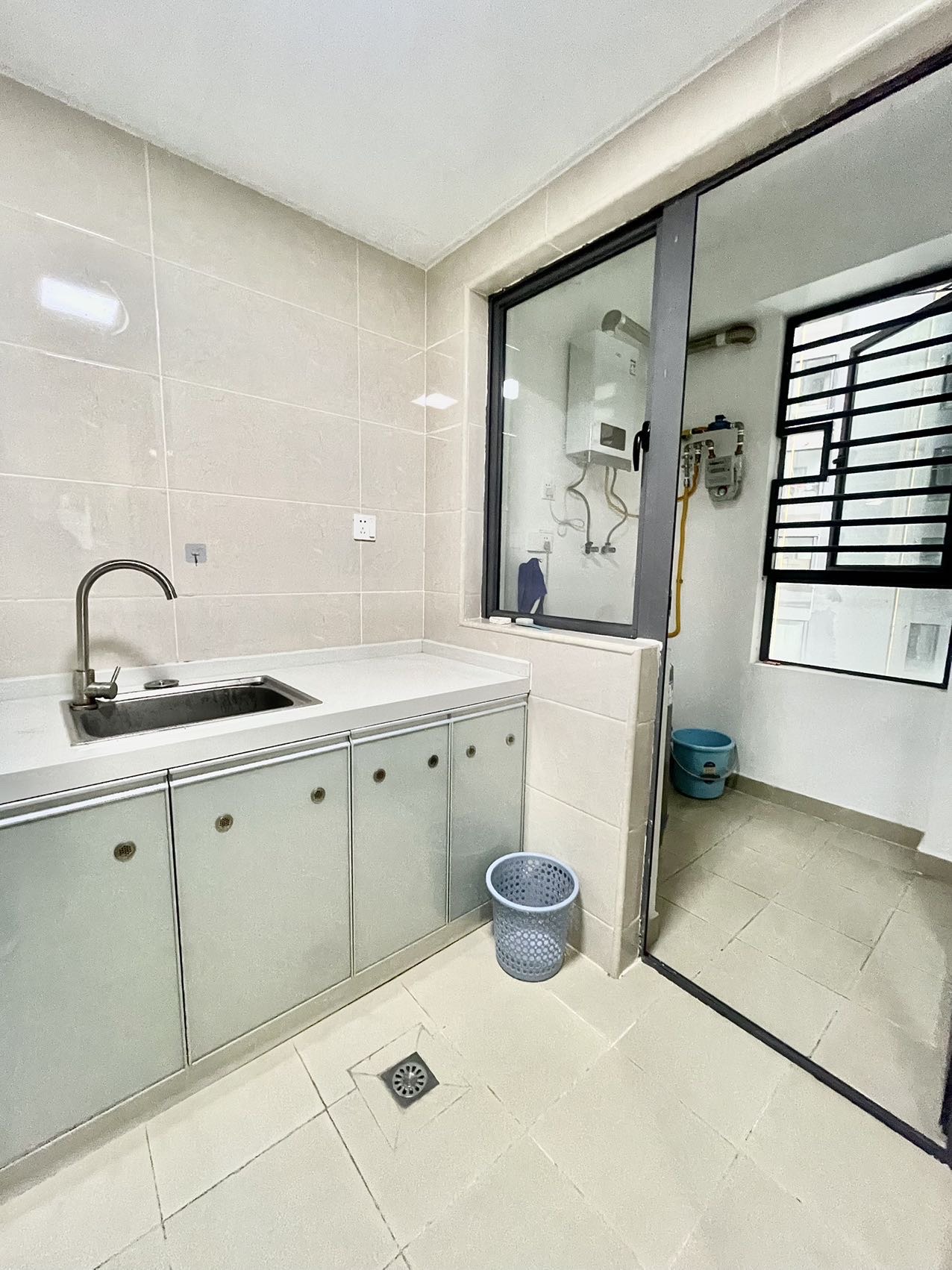 坡巷雅苑  3室2厅1卫    2800.0元/月室内图