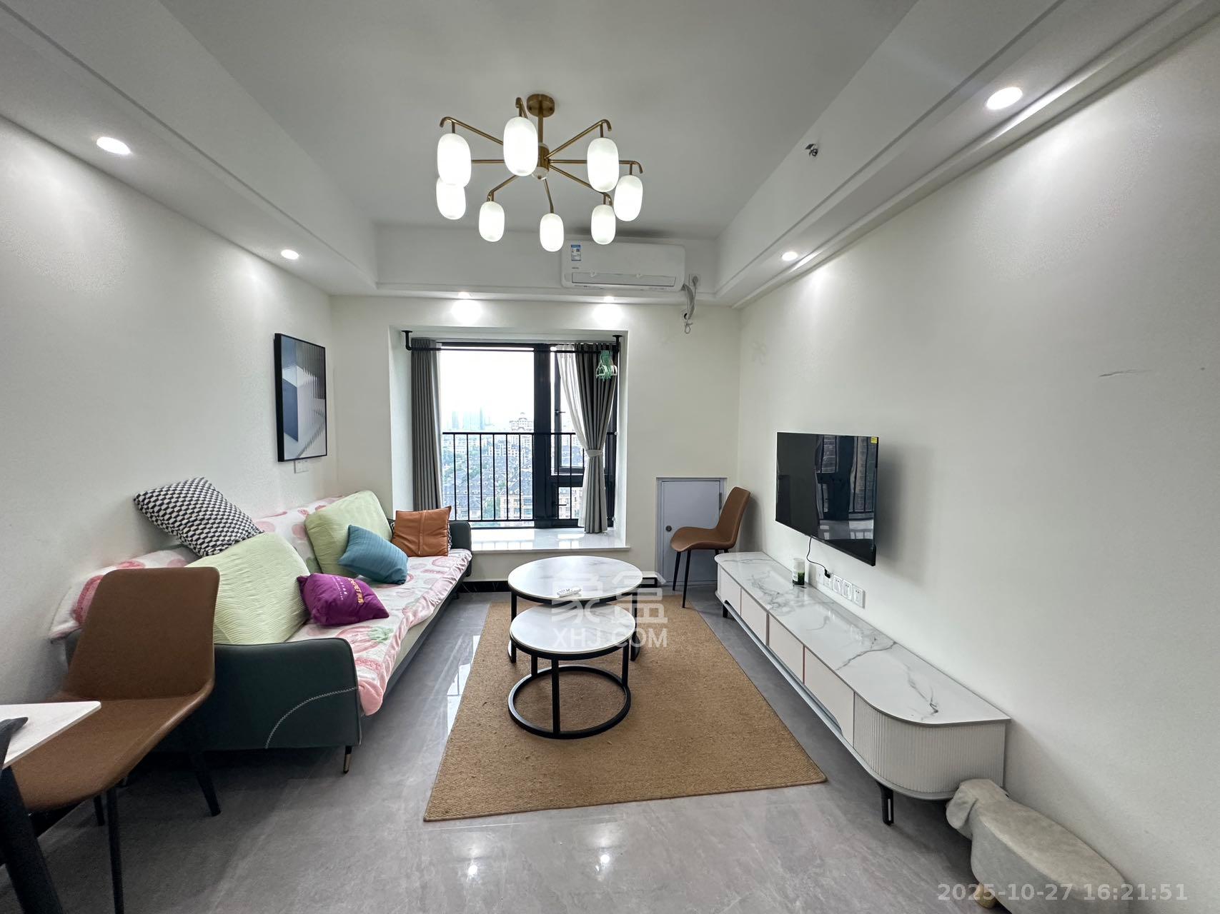 碧桂园城市之光  2室1厅1卫    2800.0元/月 碧桂园城市之光  2室1厅1卫    2800.0元/月室内图