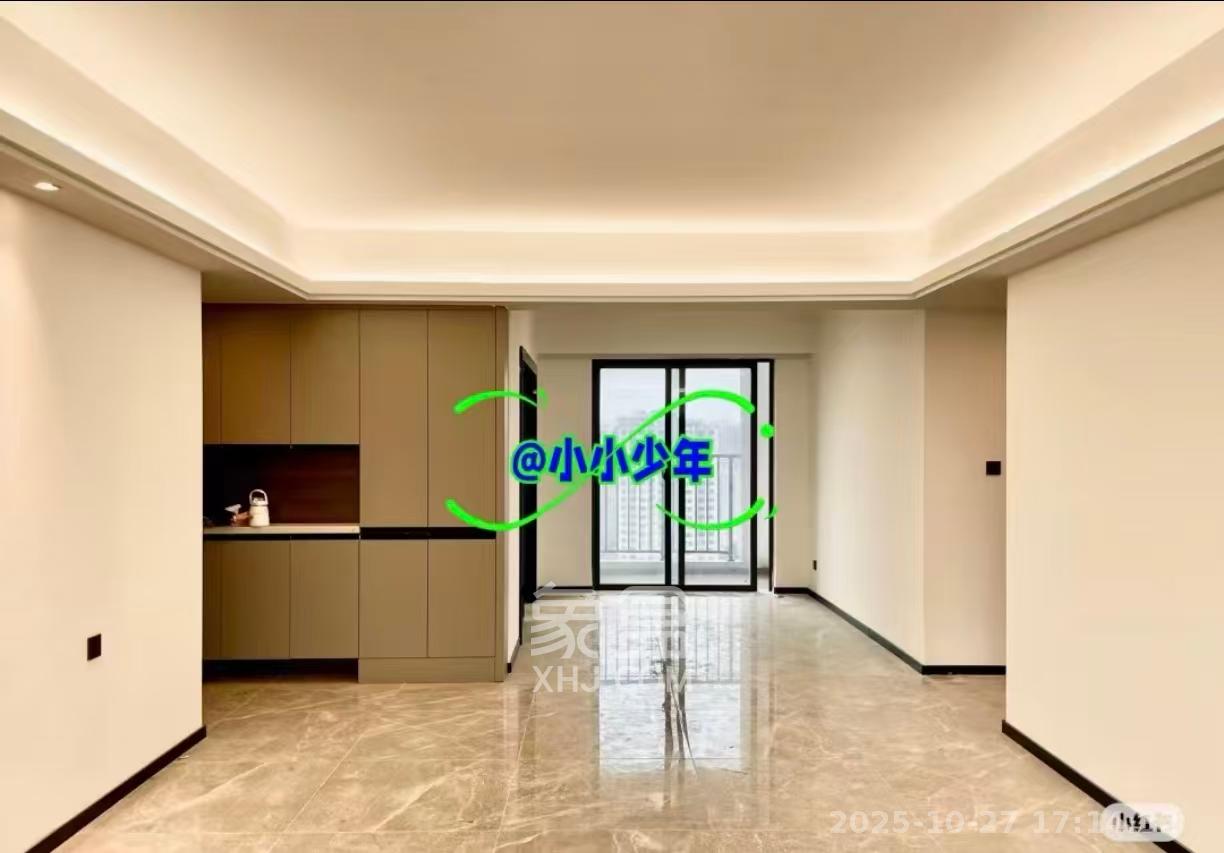 欣利梅溪左岸 4室2厅2卫 3000.0元/月 欣利梅溪左岸 4室2厅2卫 3000.0元/月室内图