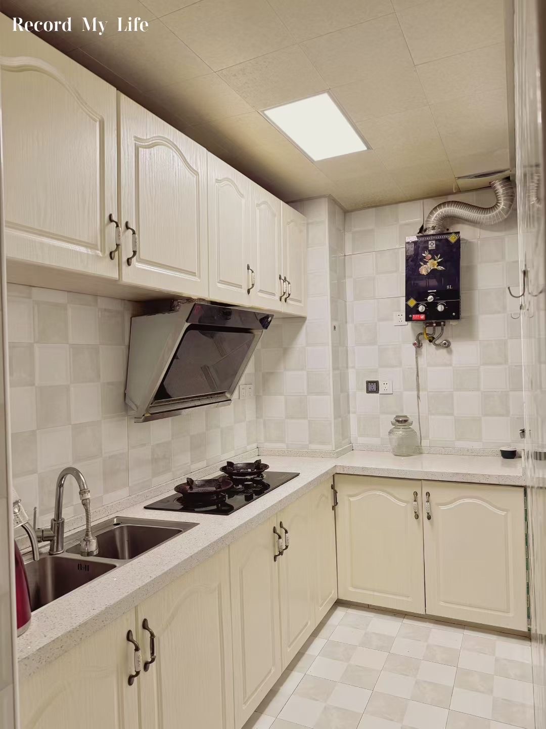 民俗文化广场 2室2厅1卫 2000.0元/月 民俗文化广场 2室2厅1卫 2000.0元/月室内图