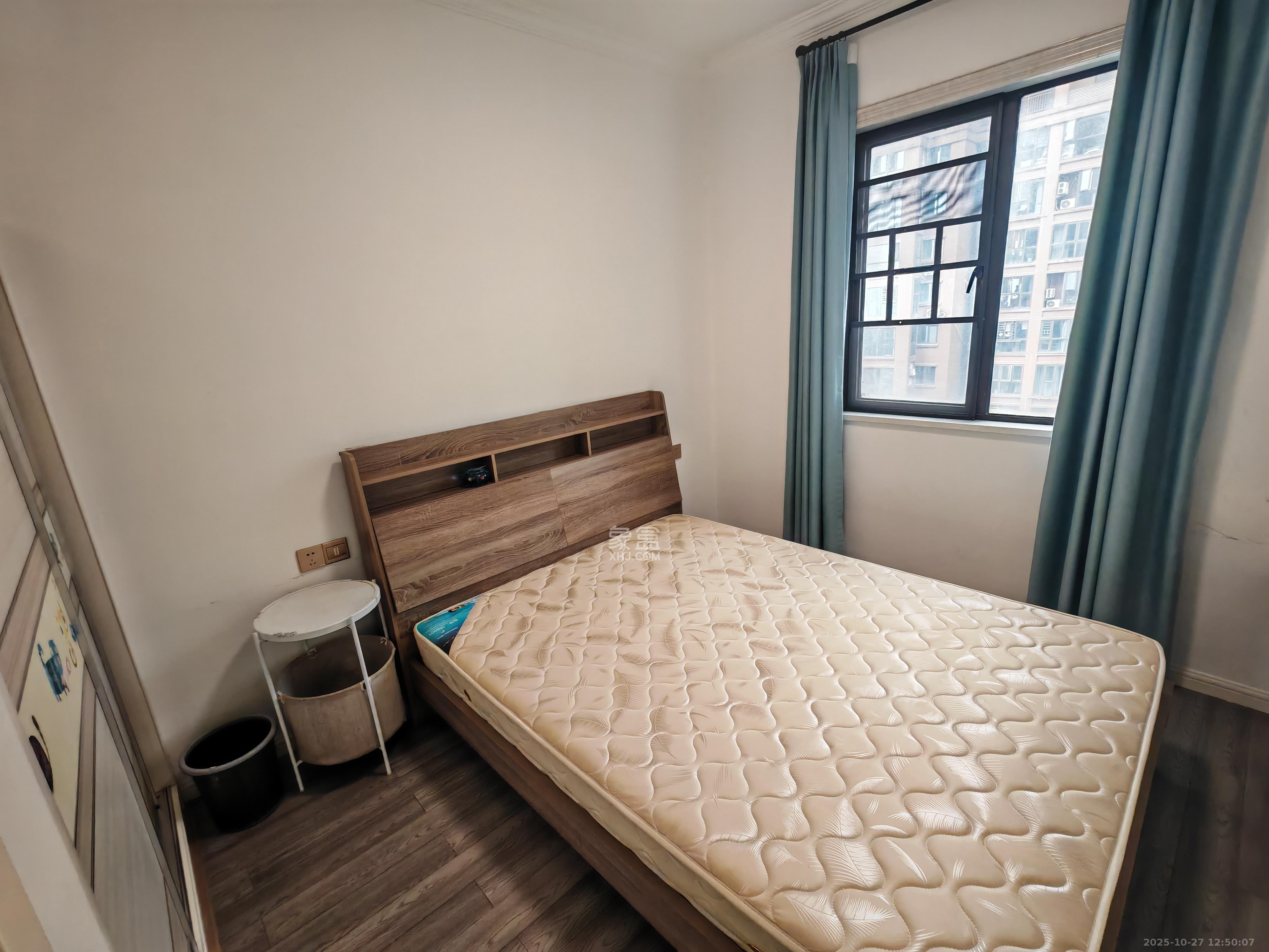 中冶中央公园  3室2厅1卫    2900.0元/月室内图