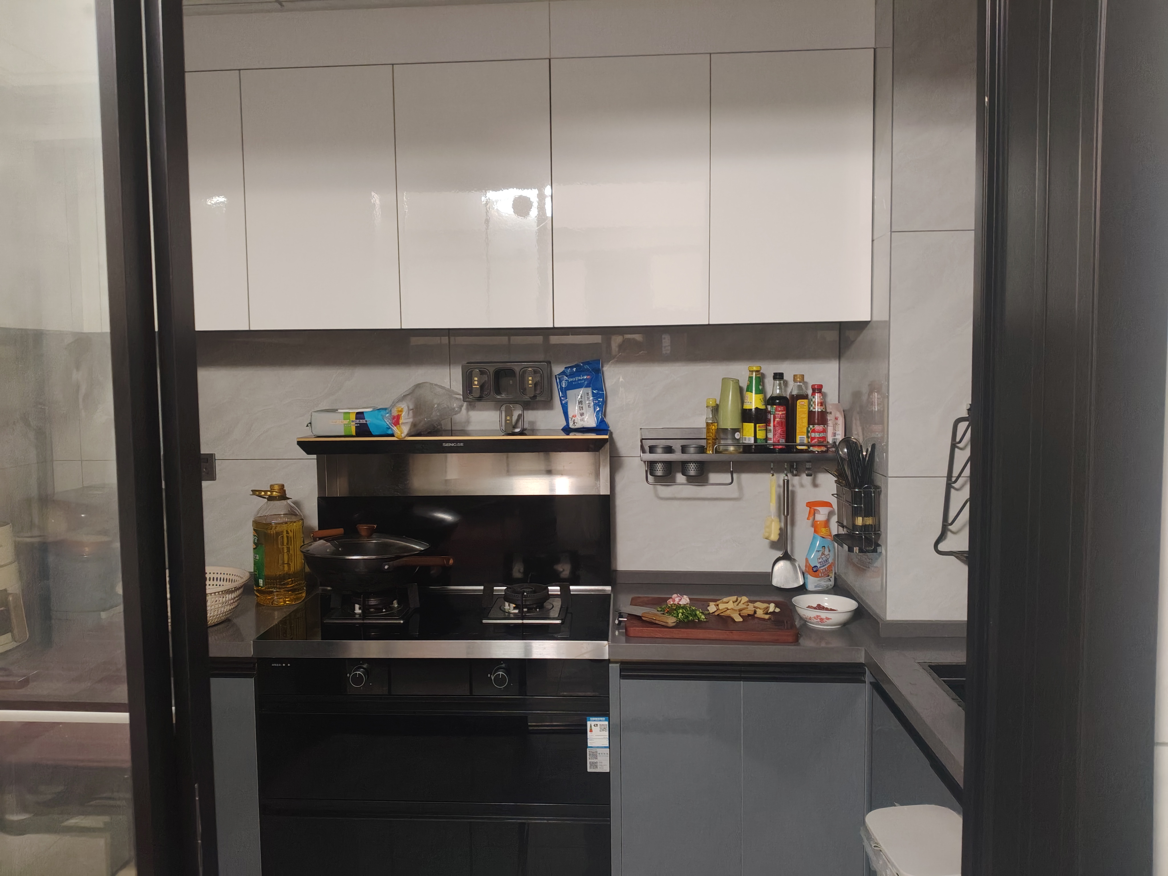 石化大院  1室0厅0卫    89.8万客厅