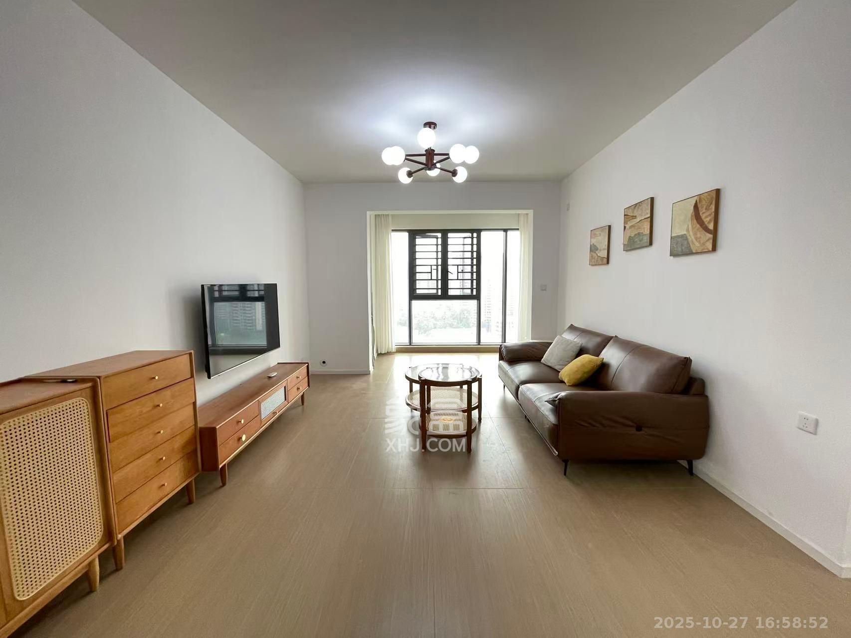 中建钰和城  3室2厅2卫    3500.0元/月