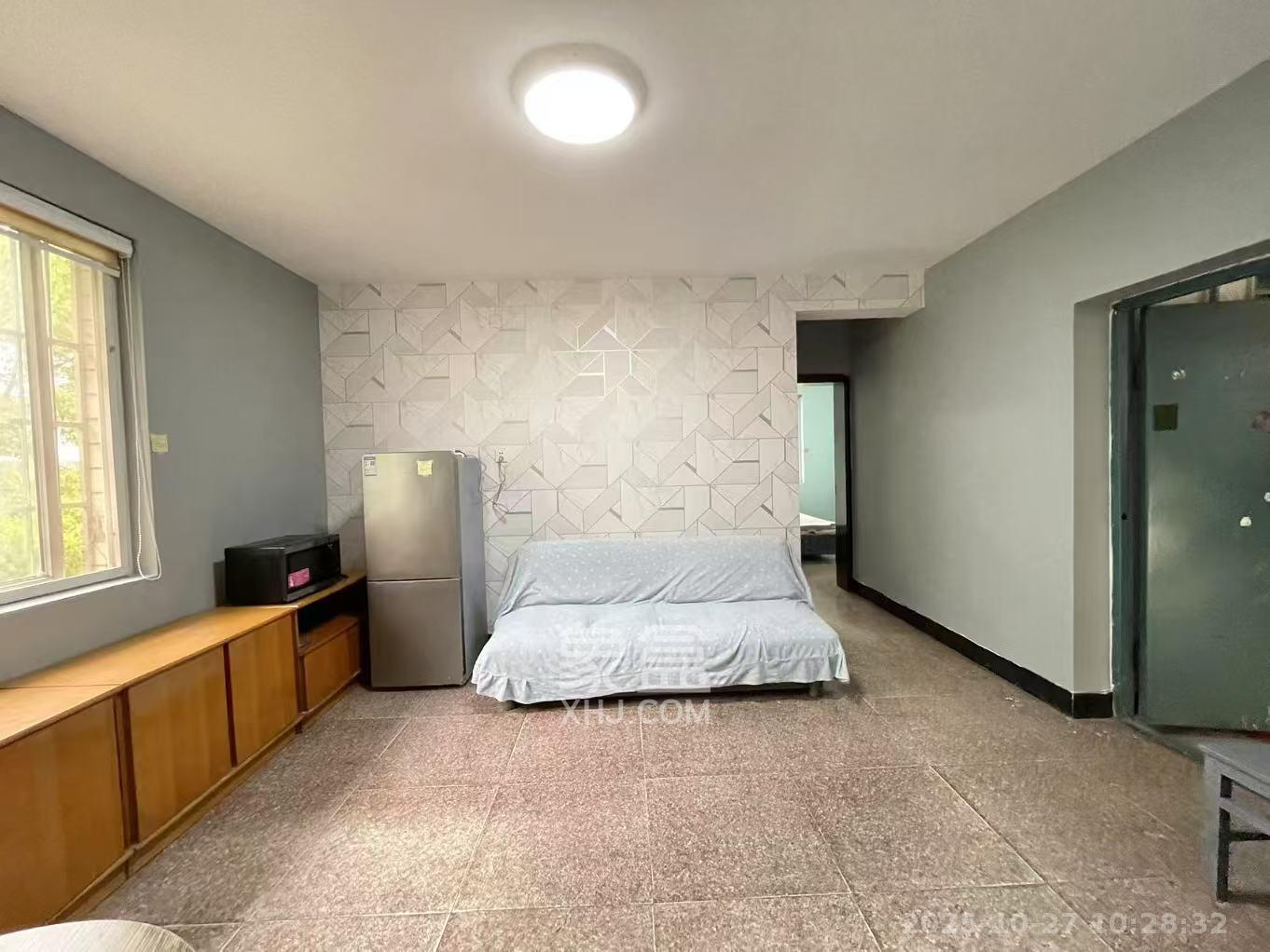 德政园  2室1厅1卫    1600.0元/月