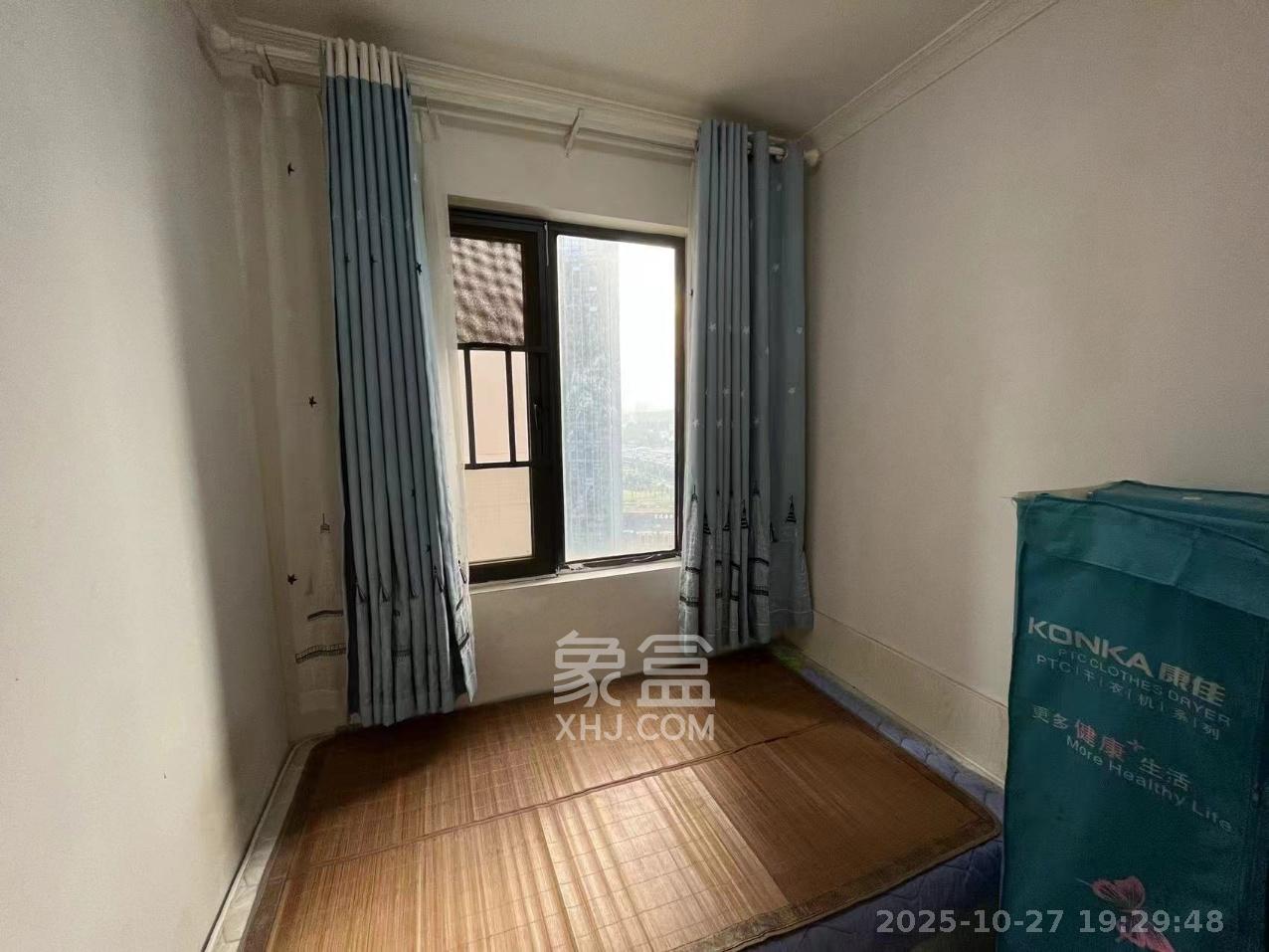 华悦城  3室2厅1卫    2200.0元/月 华悦城  3室2厅1卫    2200.0元/月室内图