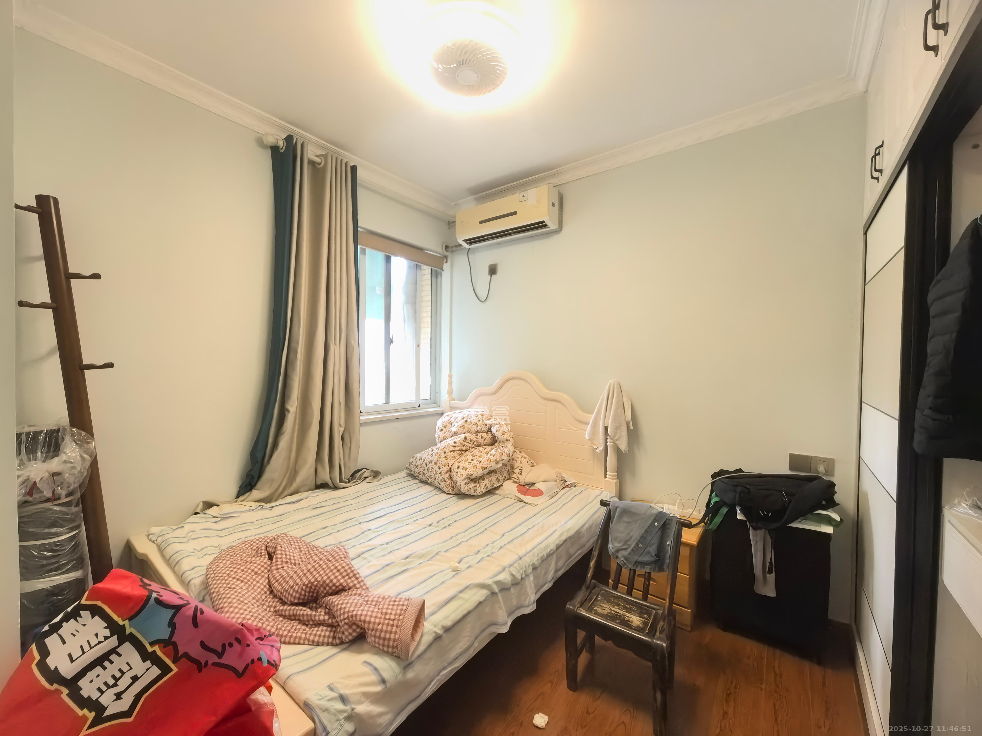 谷山乐园三期  3室2厅1卫    2400.0元/月 谷山乐园三期  3室2厅1卫    2400.0元/月室内图