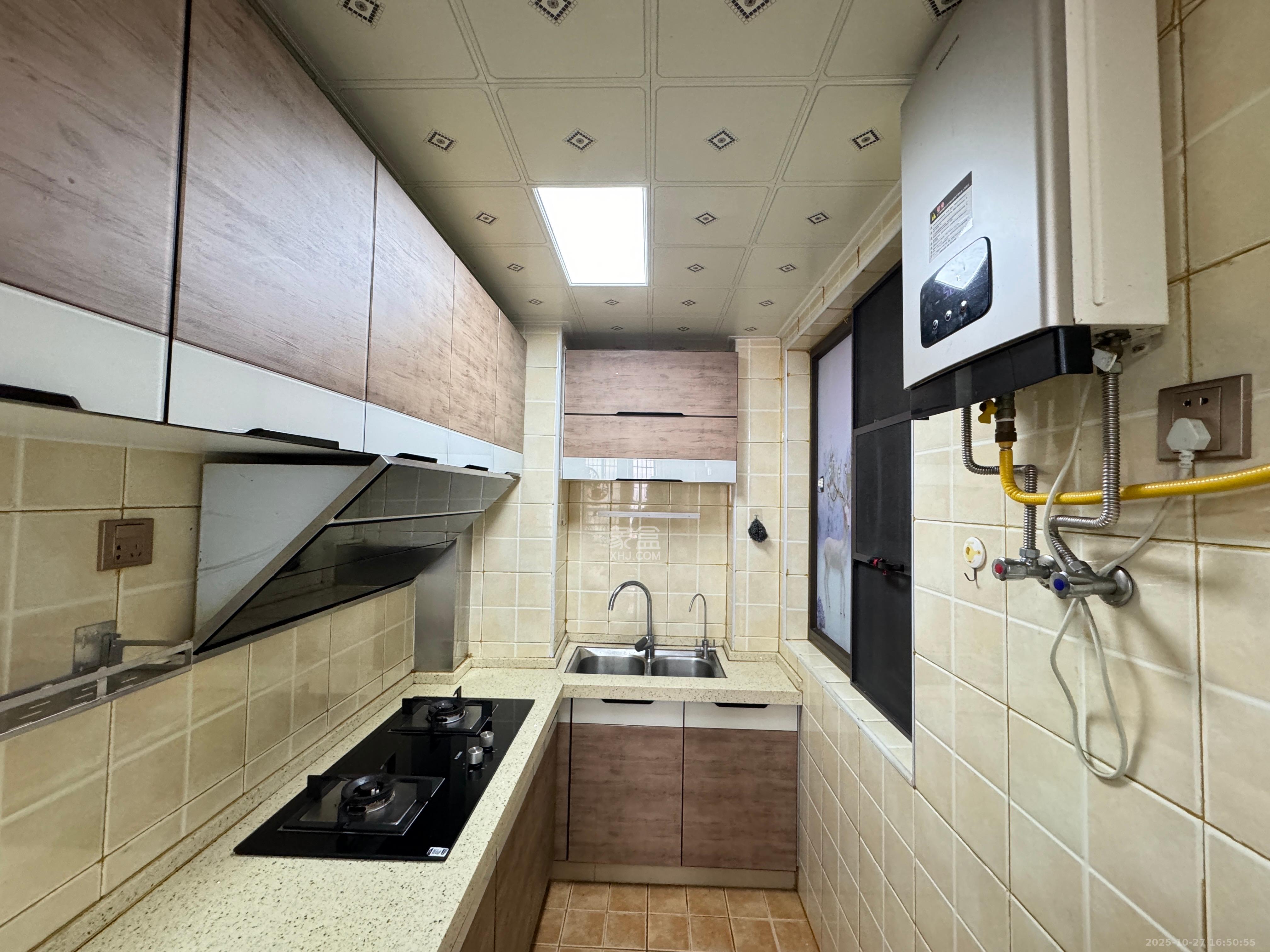 华润置地广场二期  2室2厅1卫    1850.0元/月室内图