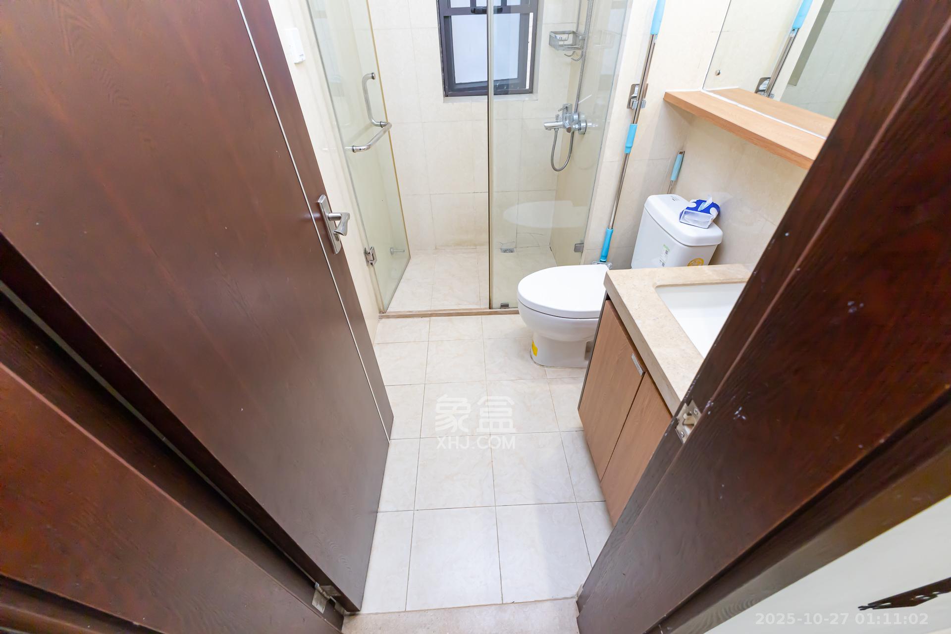 时代倾城一期  2室2厅1卫    59.8万 时代倾城一期  2室2厅1卫    59.8万卫生间