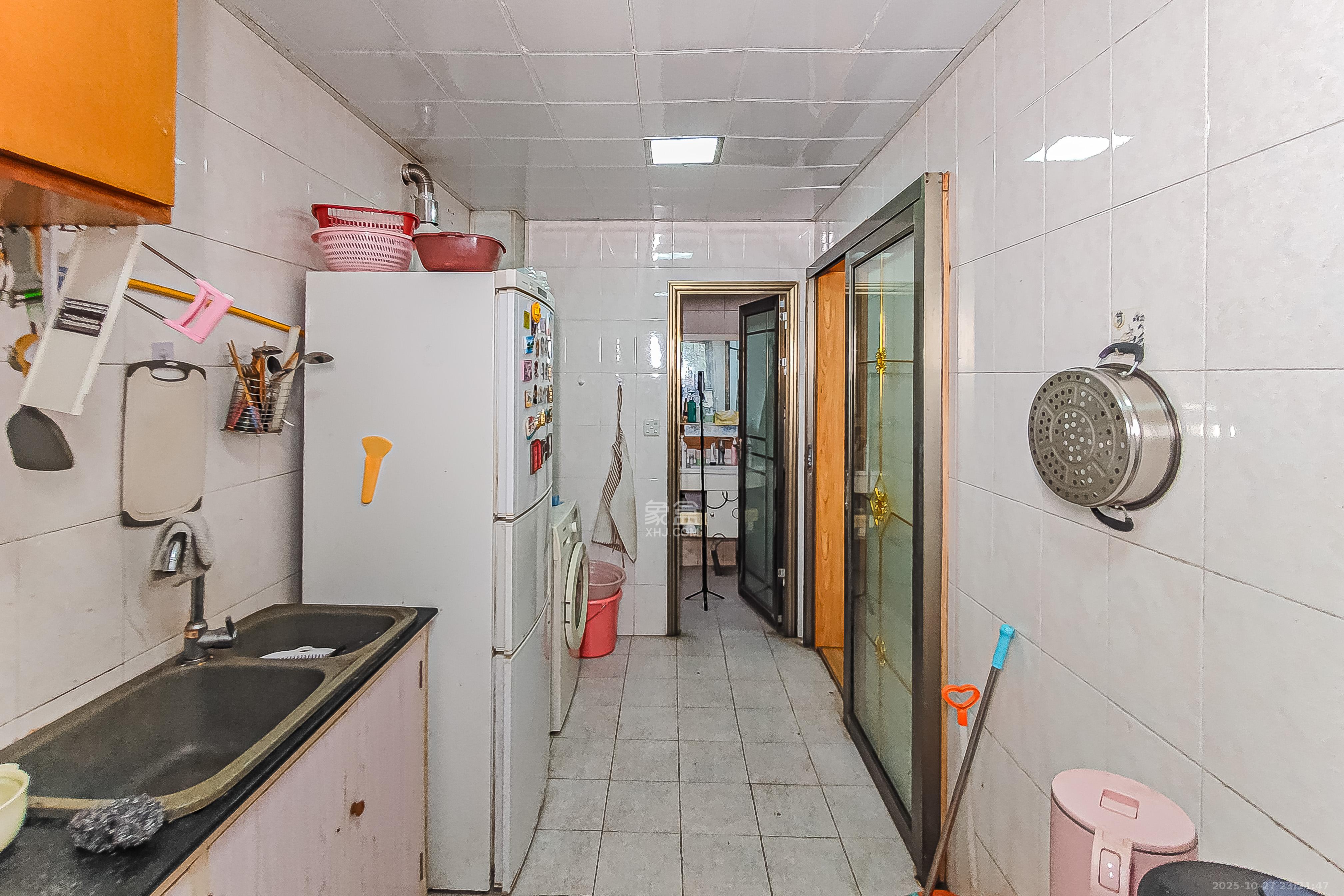 省水院宿舍  2室1厅1卫    63.0万厨房