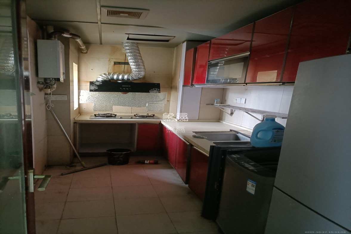 新青年公寓 2室1厅1卫 2200.0元/月 新青年公寓 2室1厅1卫 2200.0元/月室内图