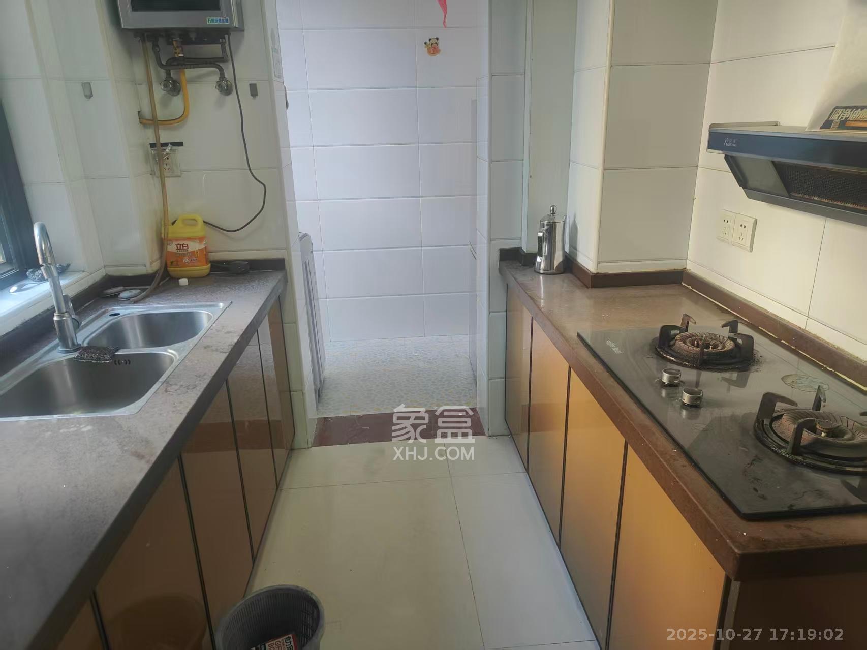 宏聚地中海  2室2厅1卫    1700.0元/月室内图