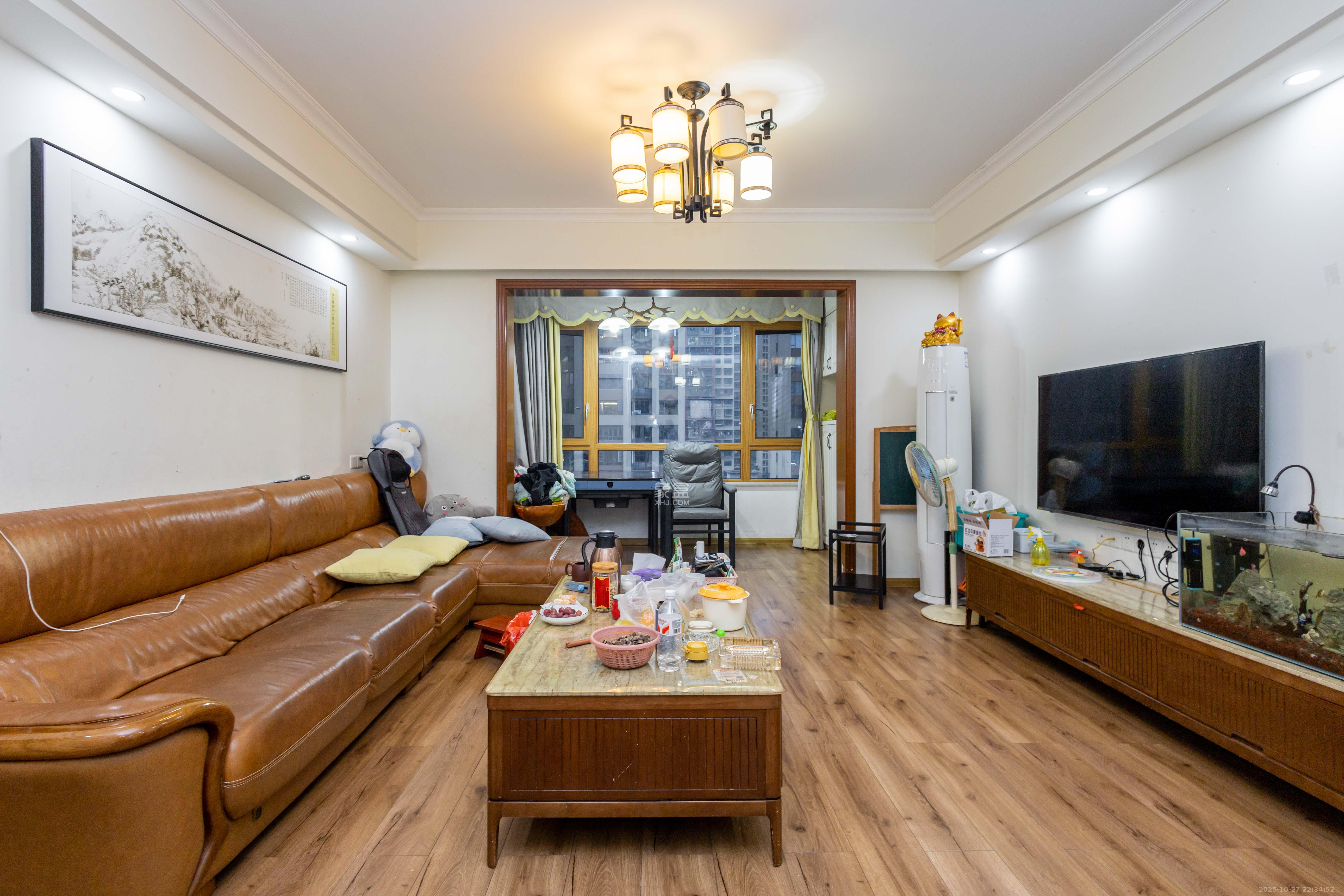 长房东云台 4室2厅2卫 118.0万 长房东云台 4室2厅2卫 118.0万客厅