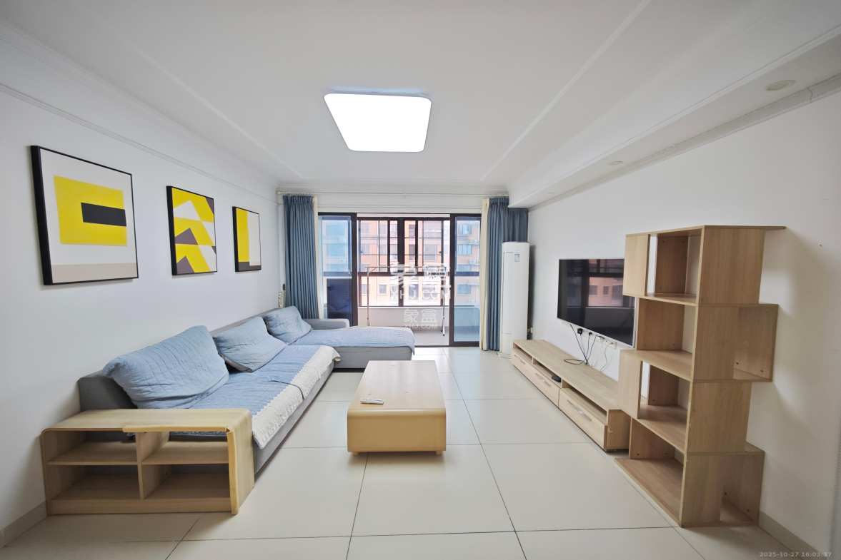 鑫远和城(一、二期) 3室1厅1卫 2000.0元/月 鑫远和城(一、二期) 3室1厅1卫 2000.0元/月室内图