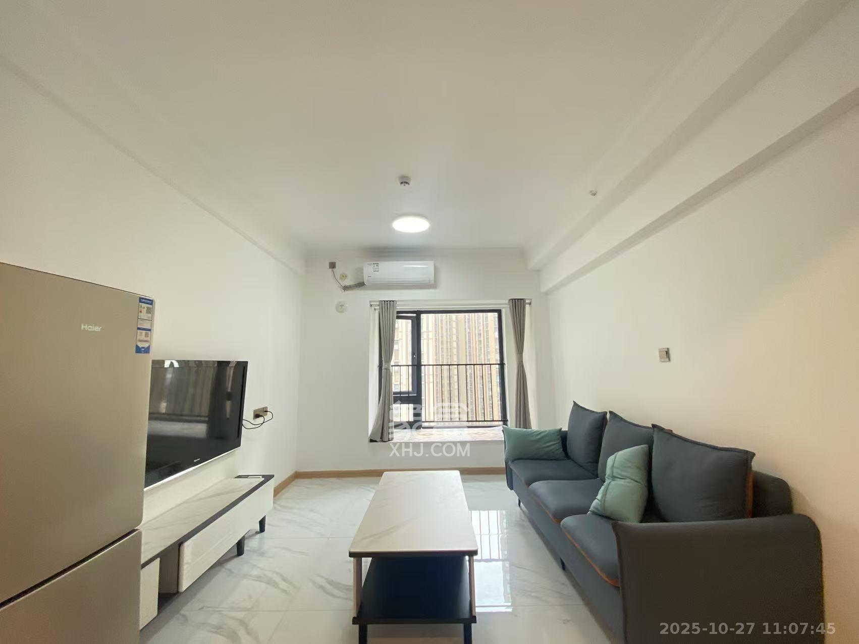 碧桂园城市之光  1室1厅1卫    2300.0元/月 碧桂园城市之光  1室1厅1卫    2300.0元/月室内图